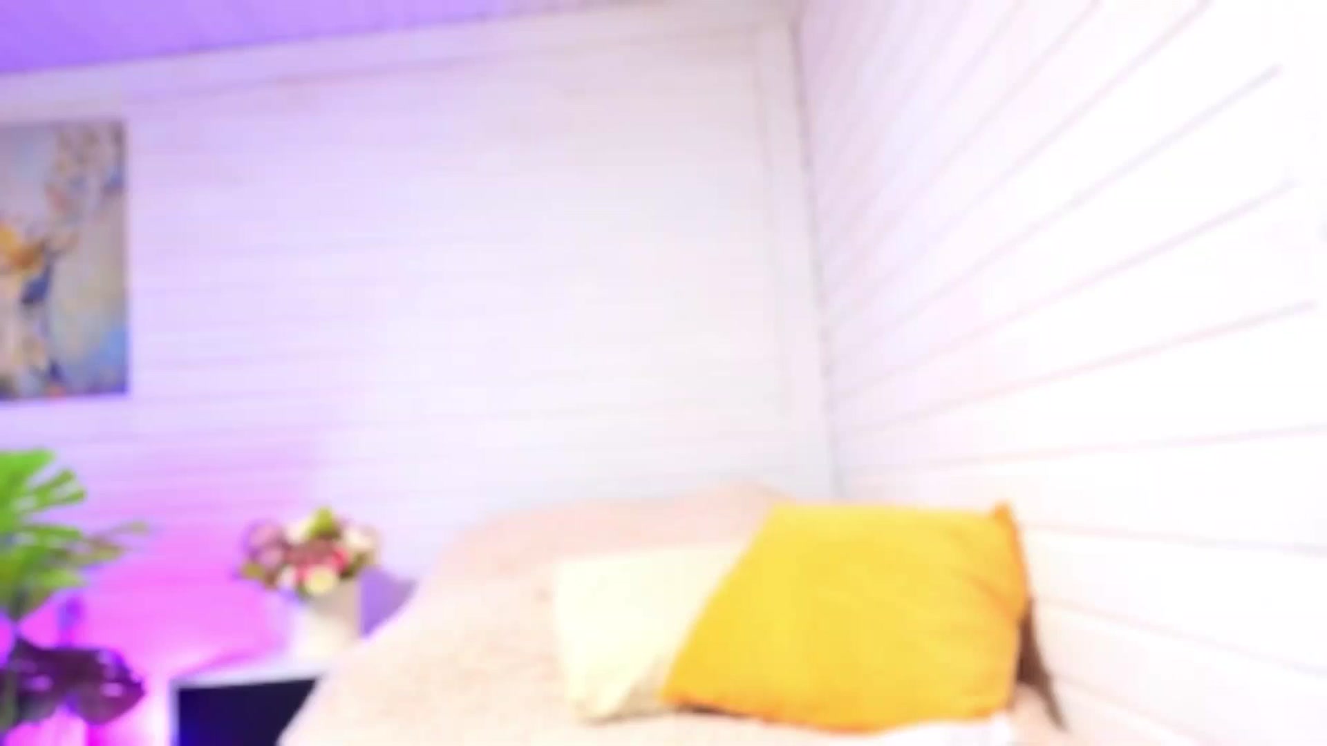 Gallery image thumbnail from Juicylips_'s myfreecams stream on, 12/08/2025, 21:22 image 12 of 20