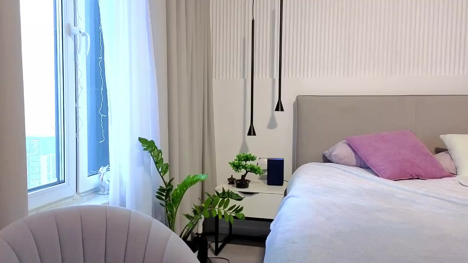 Gallery image thumbnail from Juicylips_'s myfreecams stream on, 12/30/2025, 13:40 image 8 of 20