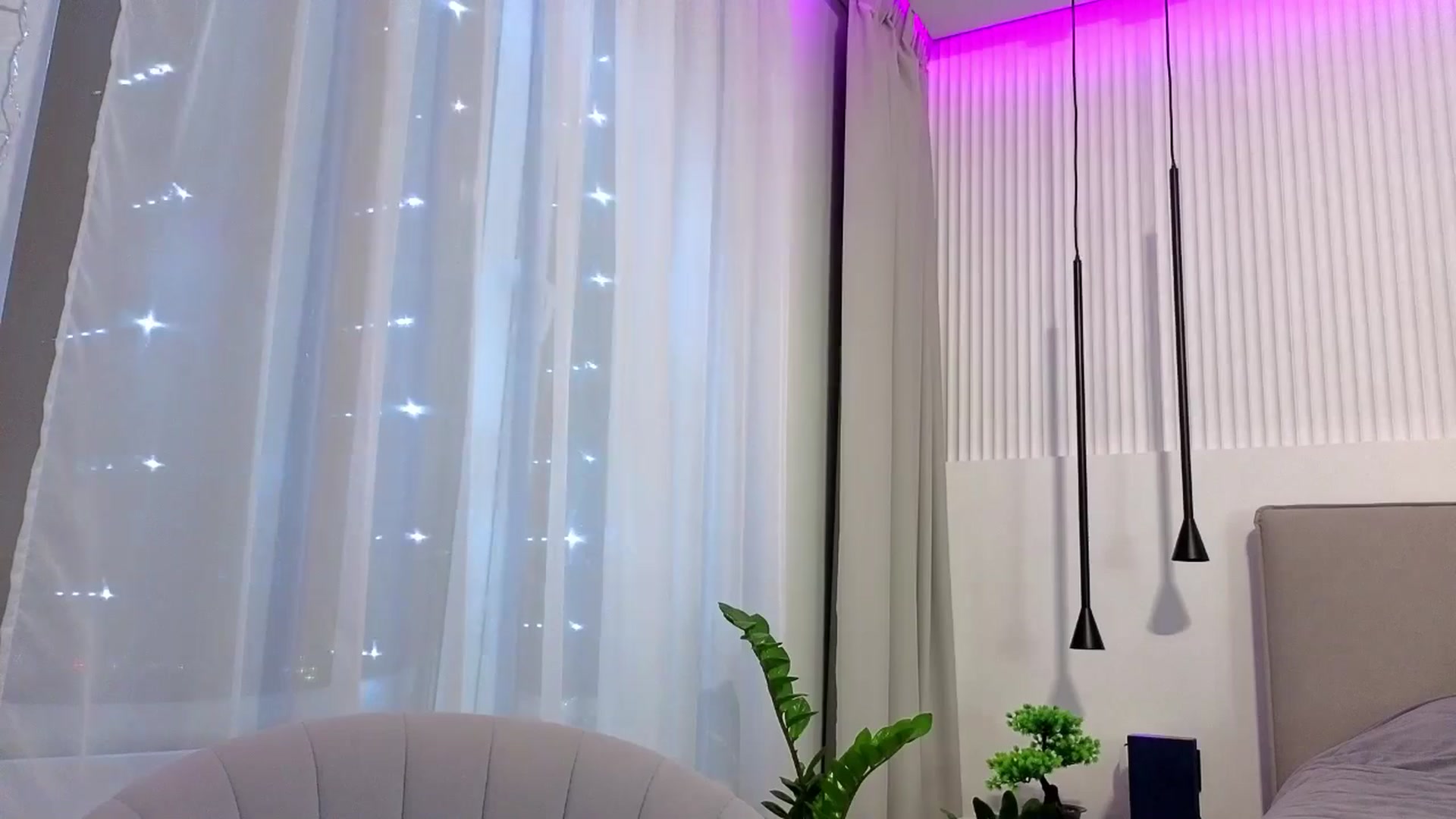 Gallery image thumbnail from Juicylips_'s myfreecams stream on, 01/09/2026, 22:30 image 20 of 20