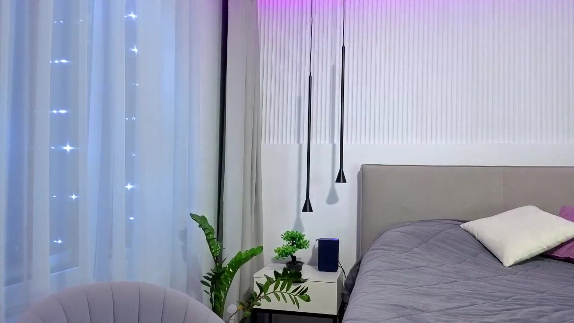 Gallery image thumbnail from Juicylips_'s myfreecams stream on, 01/10/2026, 22:24 image 9 of 20