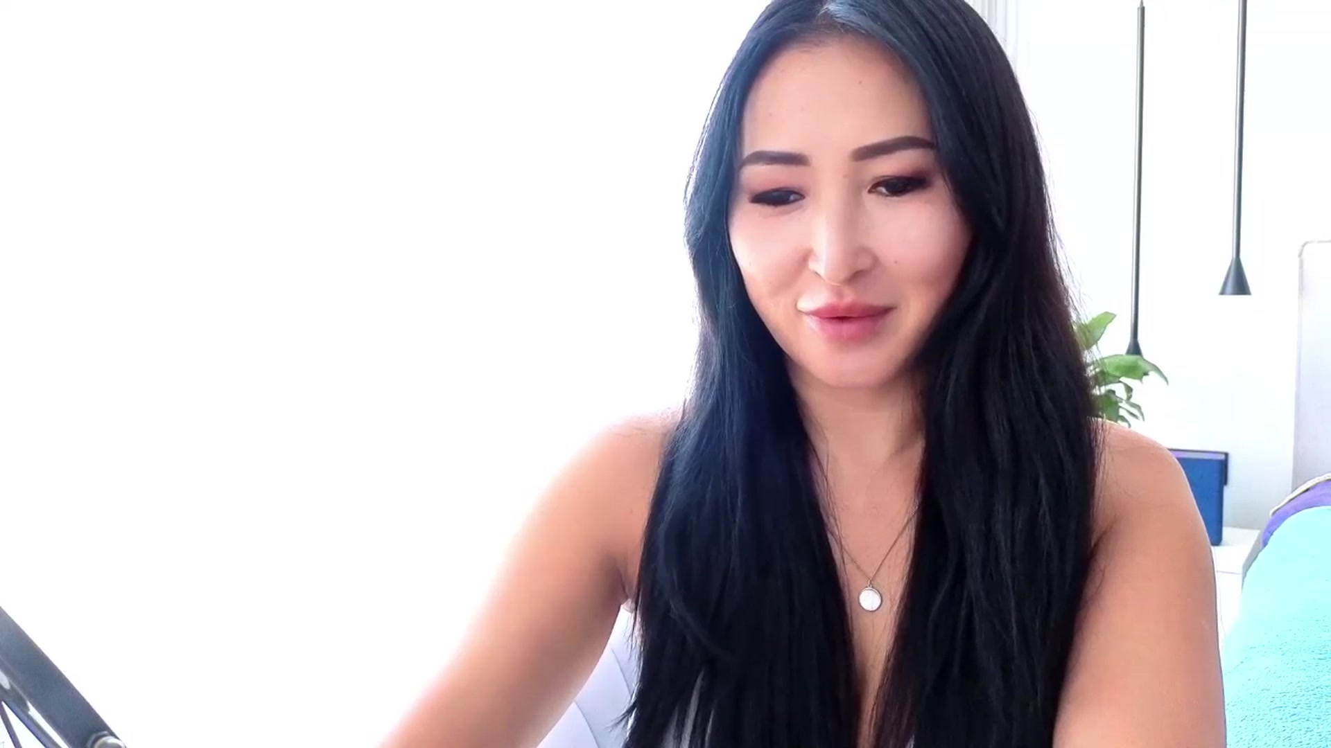 Gallery image thumbnail from Juicylips_'s myfreecams stream on, 02/21/2026, 12:05 image 8 of 20