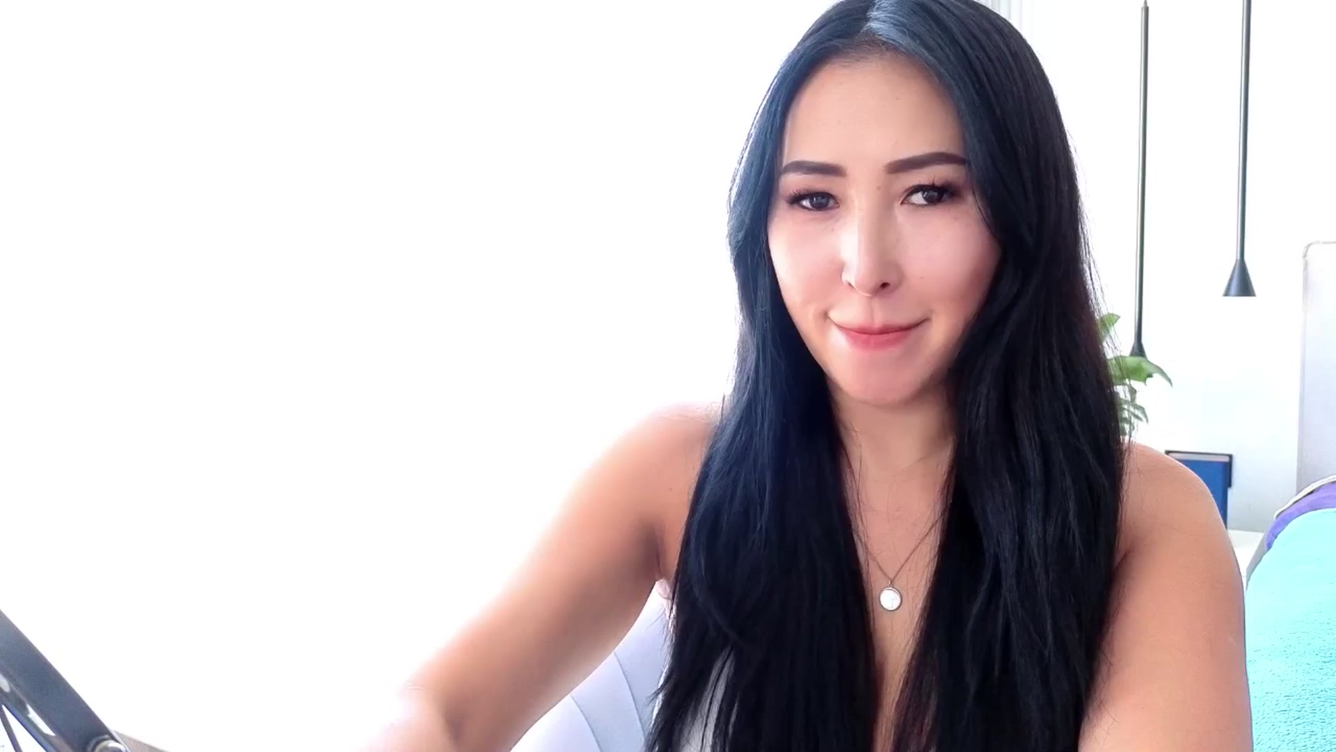 Gallery image thumbnail from Juicylips_'s myfreecams stream on, 02/21/2026, 12:05 image 7 of 20