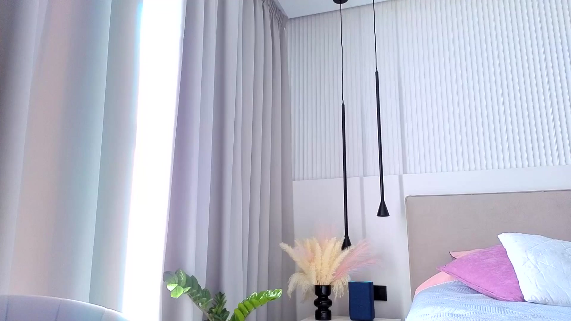 Gallery image thumbnail from Juicylips_'s myfreecams stream on, 03/14/2026, 09:52 image 13 of 20