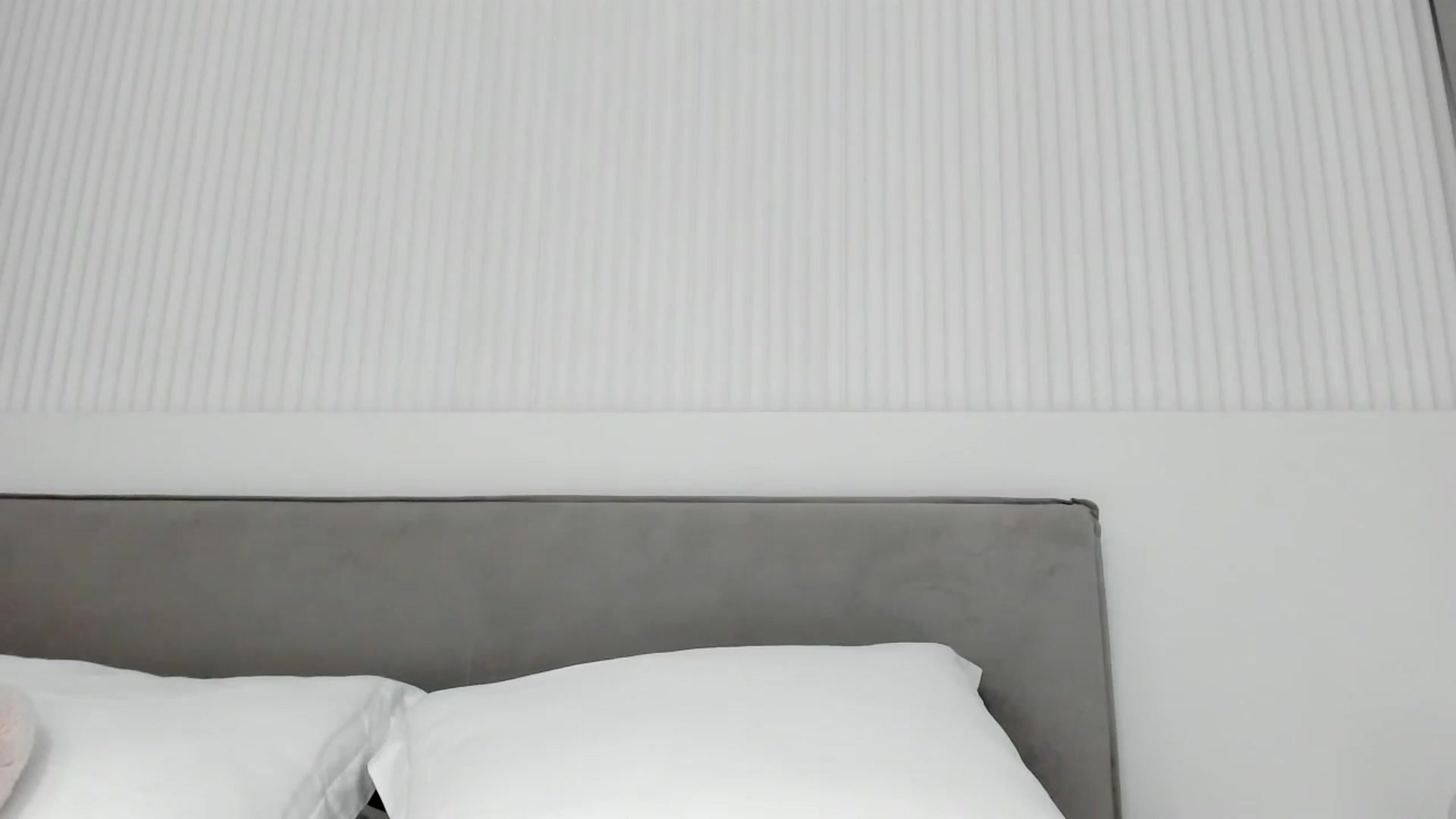 Gallery image thumbnail from JuicyyHottie's myfreecams stream on, 05/25/2024, 20:33 image 15 of 20