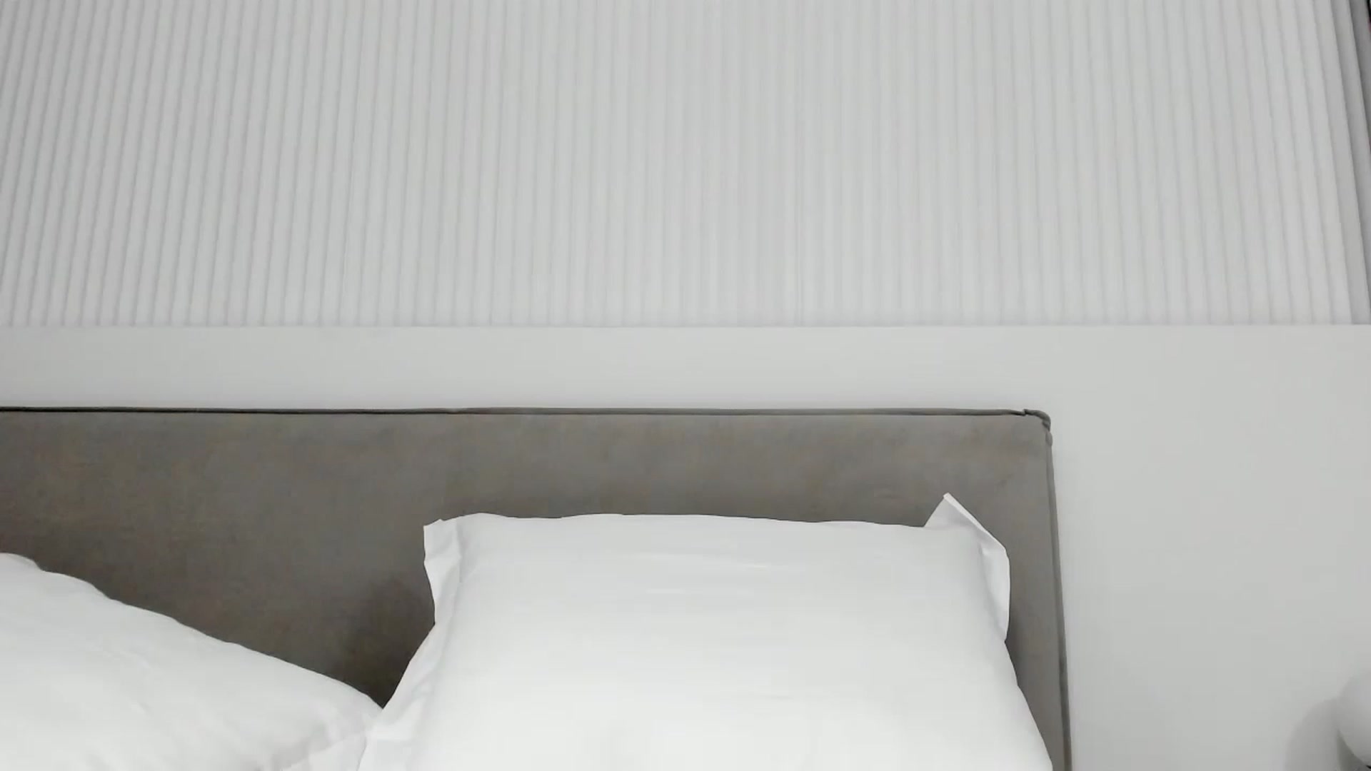 Gallery image thumbnail from JuicyyHottie's myfreecams stream on, 05/29/2024, 22:04 image 11 of 20