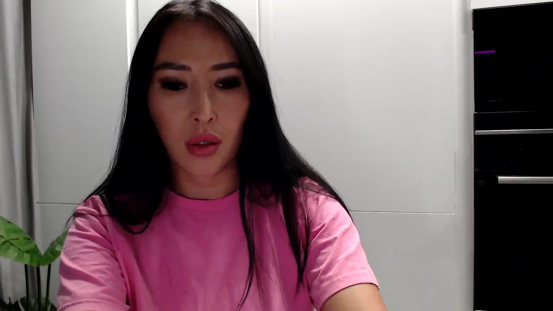Gallery image thumbnail from Juicyylips's myfreecams stream on, 09/16/2023, 18:14 image 19 of 20