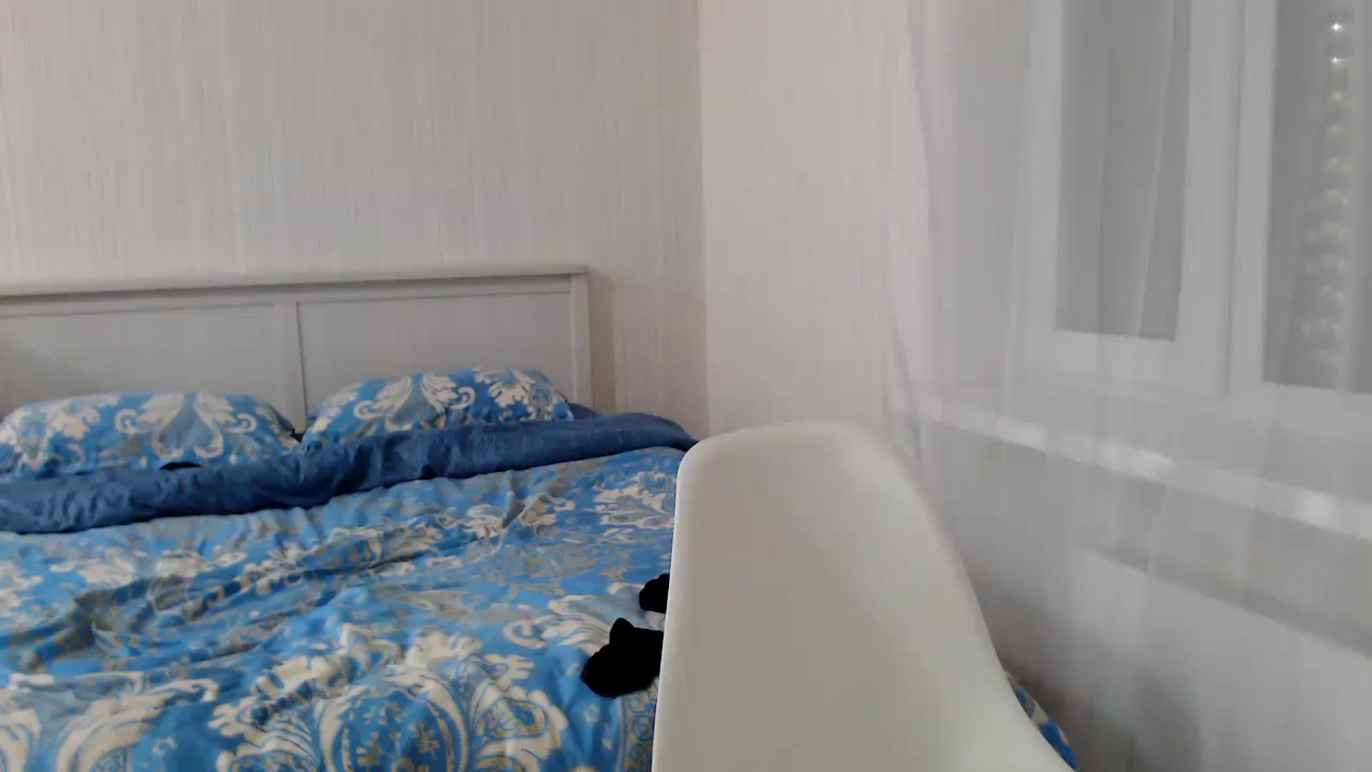 Gallery image thumbnail from Juicyylips's myfreecams stream on, 10/10/2023, 22:37 image 14 of 20