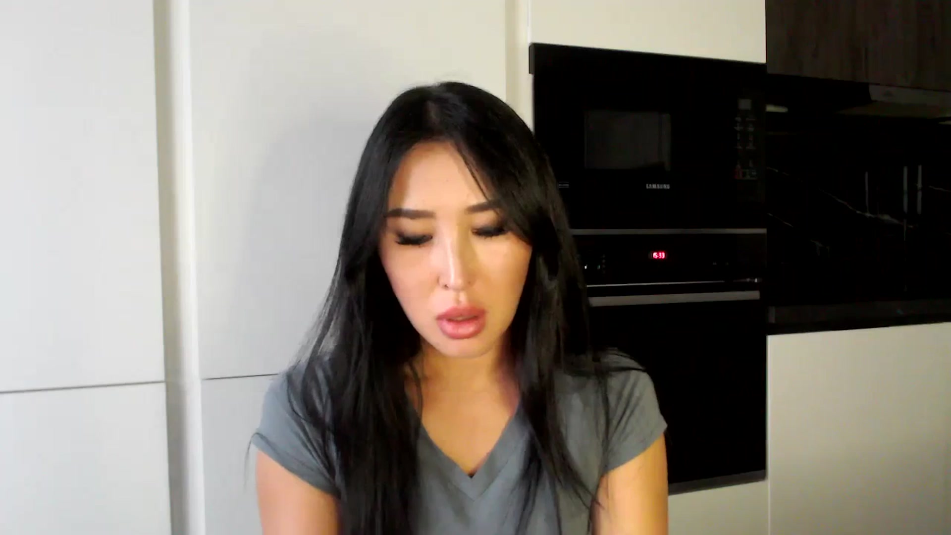 Gallery image thumbnail from Juicyylips's myfreecams stream on, 10/17/2023, 12:49 image 2 of 20