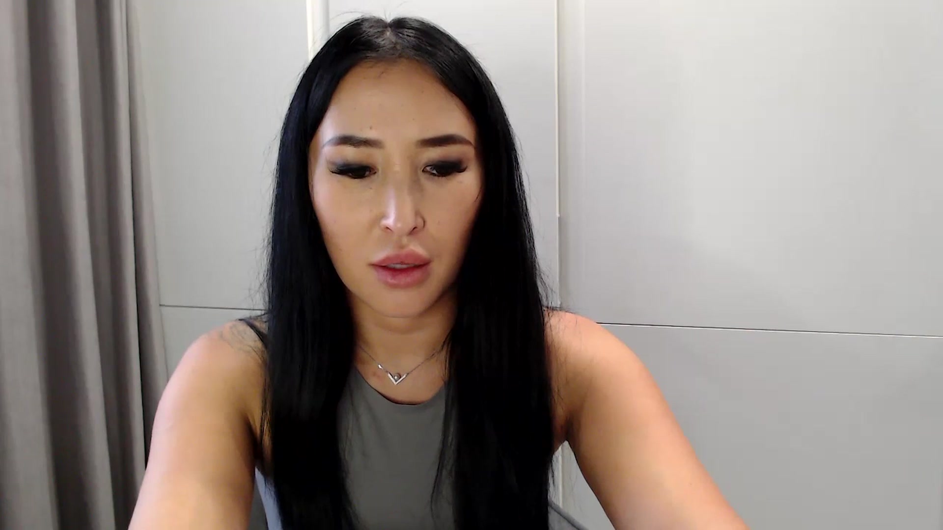 Gallery image thumbnail from Juicyylips's myfreecams stream on, 10/19/2023, 13:13 image 17 of 20