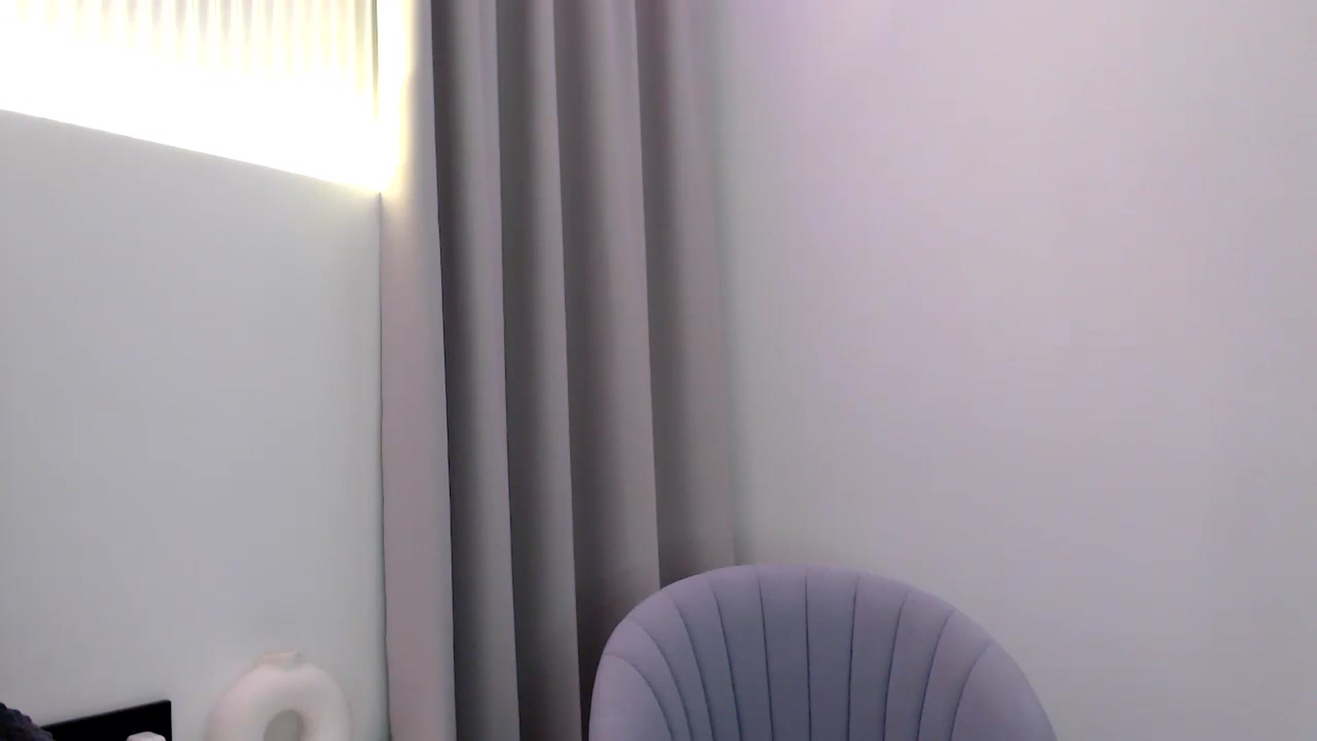 Gallery image thumbnail from Juicyylips's myfreecams stream on, 10/21/2023, 20:29 image 9 of 20