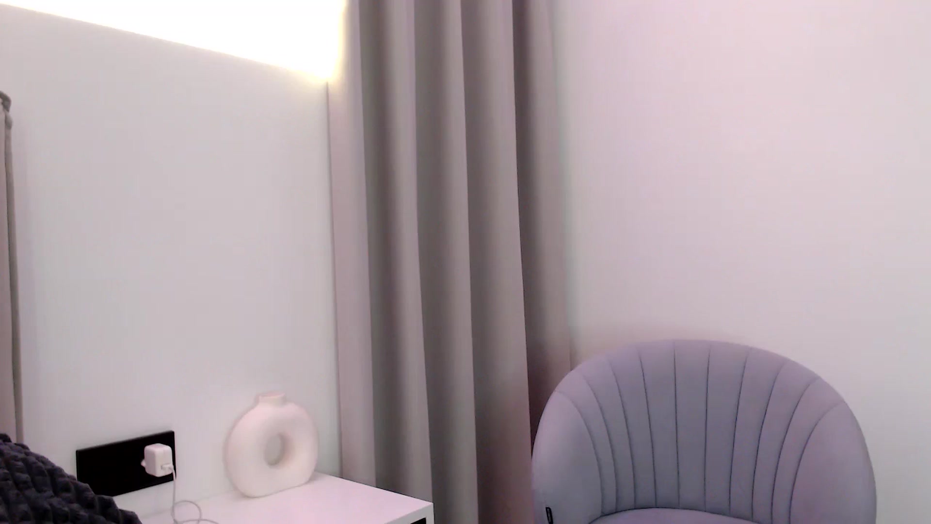 Gallery image thumbnail from Juicyylips's myfreecams stream on, 10/22/2023, 19:28 image 11 of 20