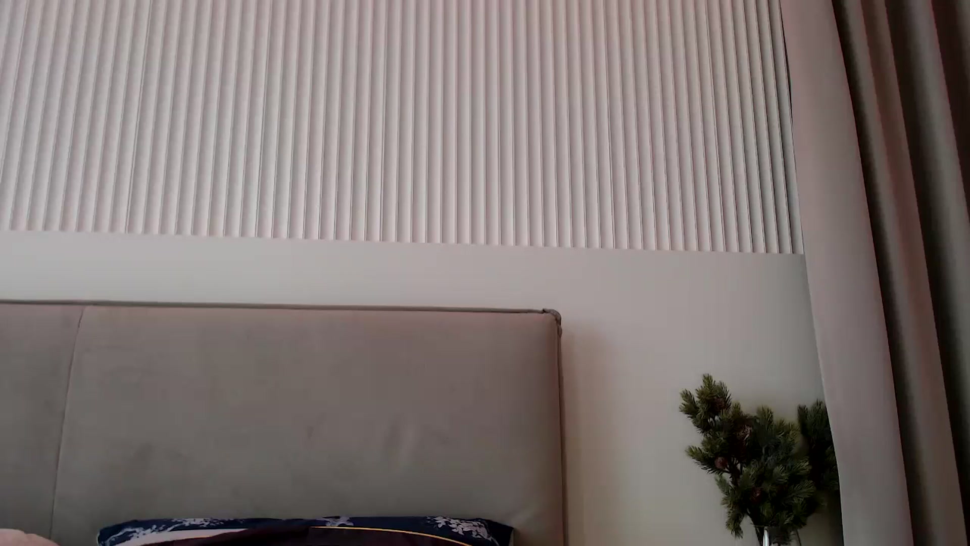 Gallery image thumbnail from Juicyylips's myfreecams stream on, 12/12/2023, 10:58 image 4 of 20