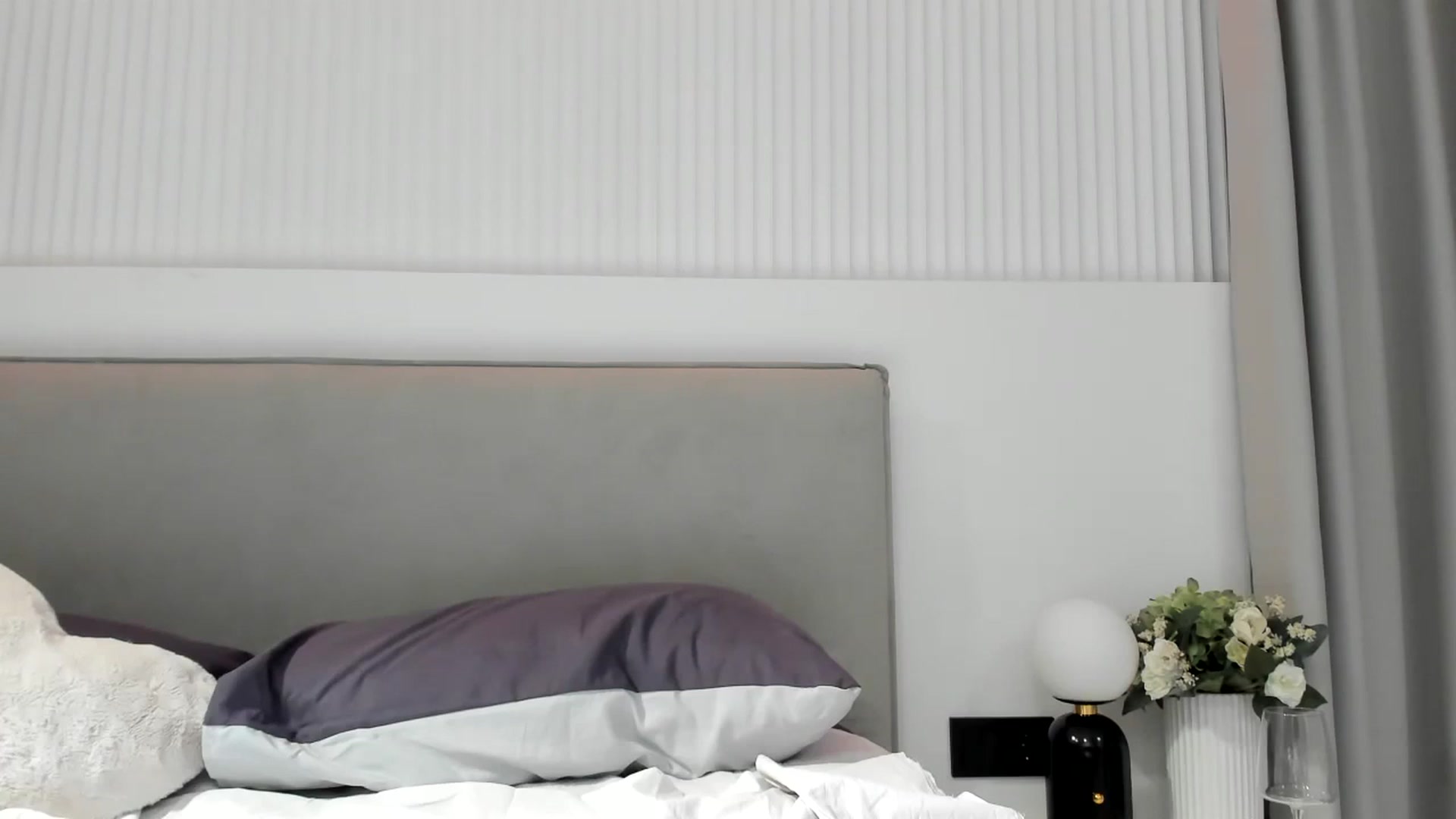 Gallery image thumbnail from Juicyylips's myfreecams stream on, 02/24/2024, 21:35 image 11 of 20