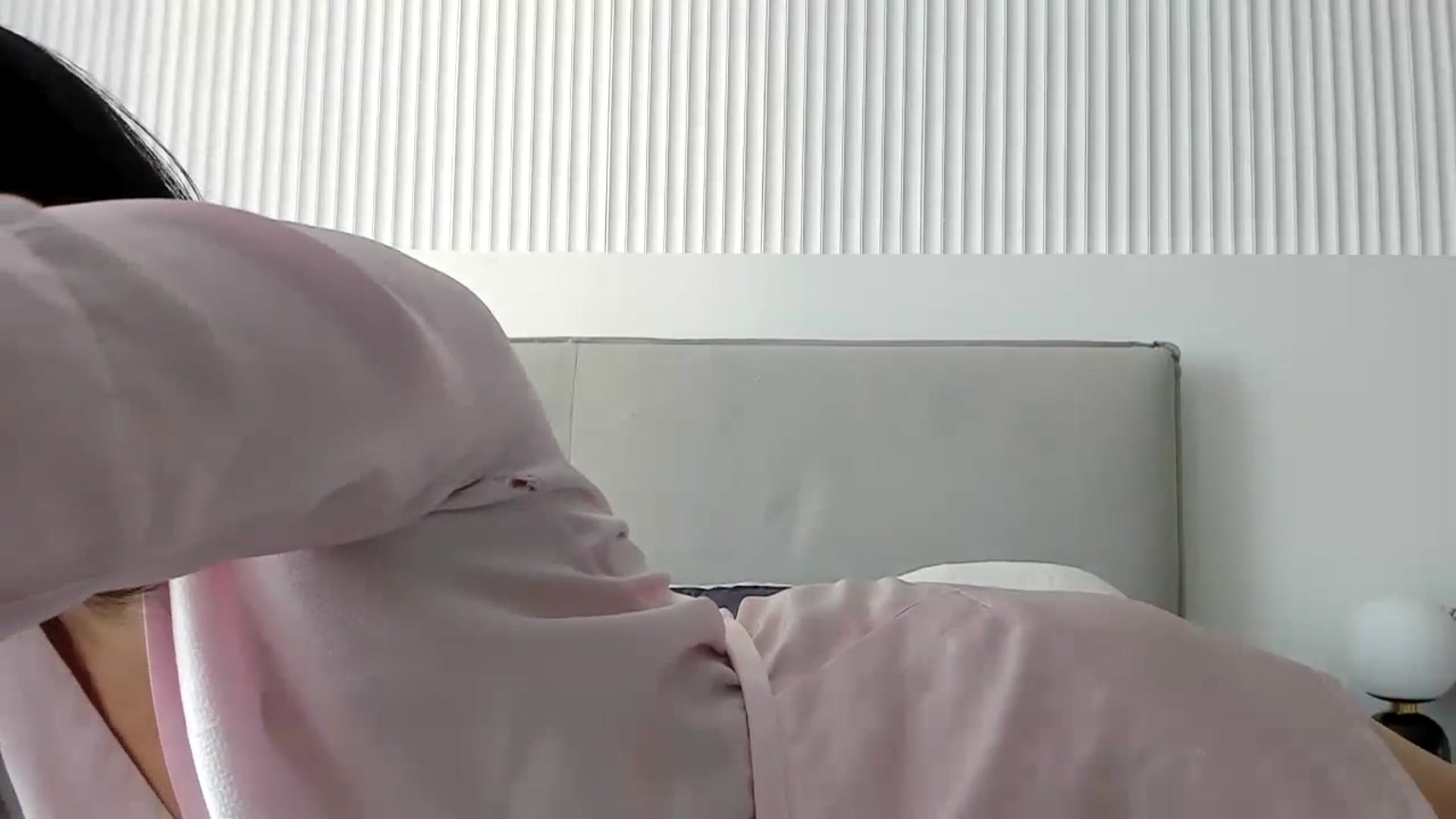 Gallery image thumbnail from Juicyylips's myfreecams stream on, 02/27/2024, 12:50 image 7 of 20