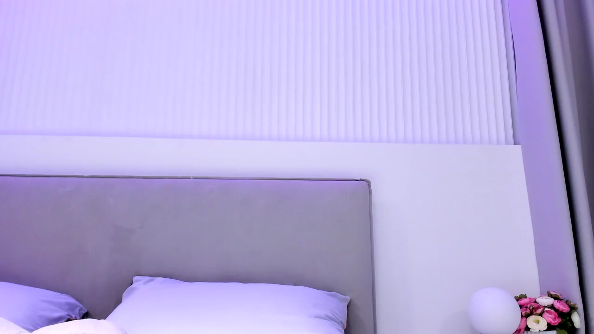 Gallery image thumbnail from Juicyylips's myfreecams stream on, 04/06/2024, 23:10 image 10 of 20
