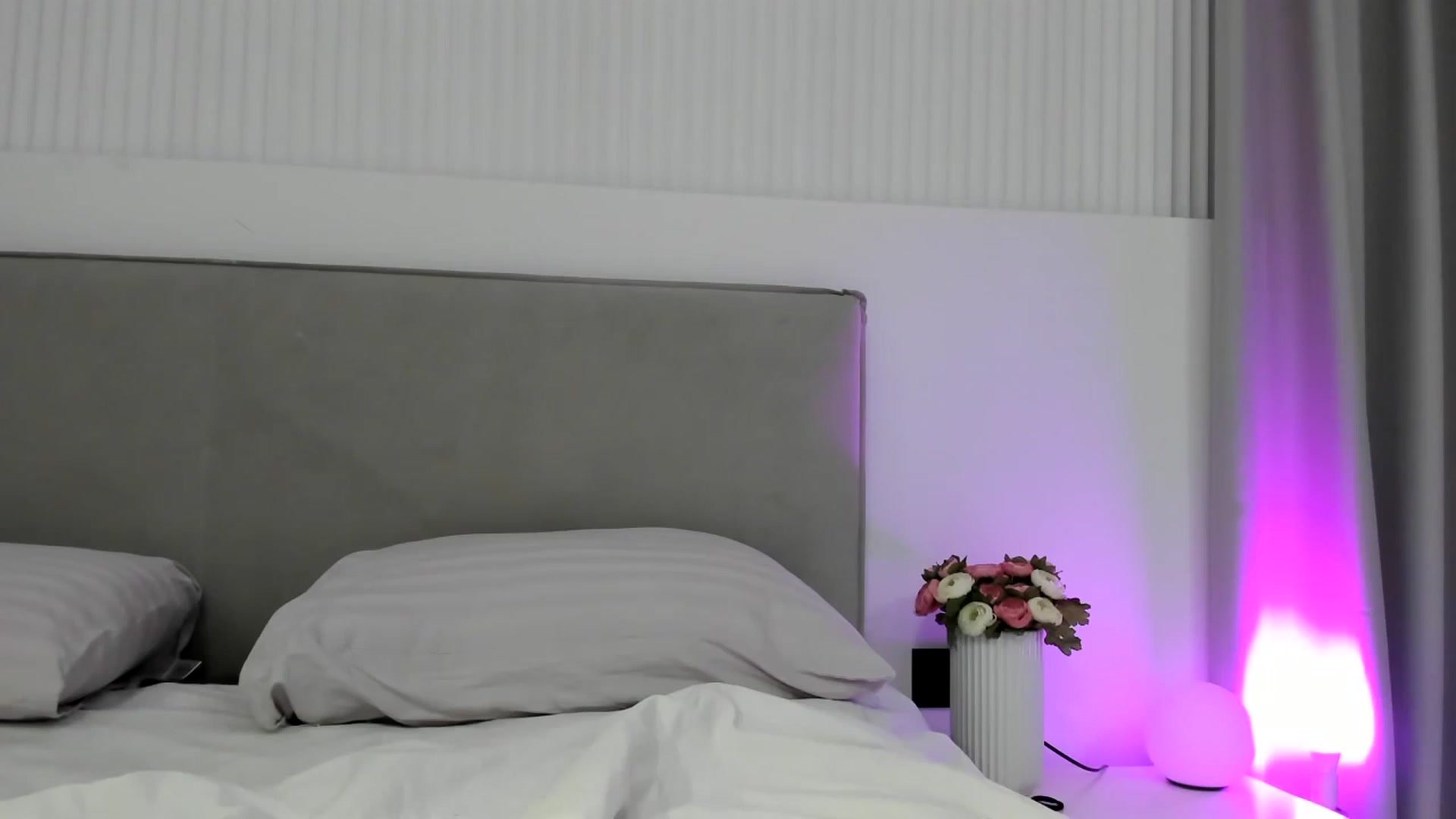 Gallery image thumbnail from Juicyylips's myfreecams stream on, 05/04/2024, 19:17 image 6 of 20