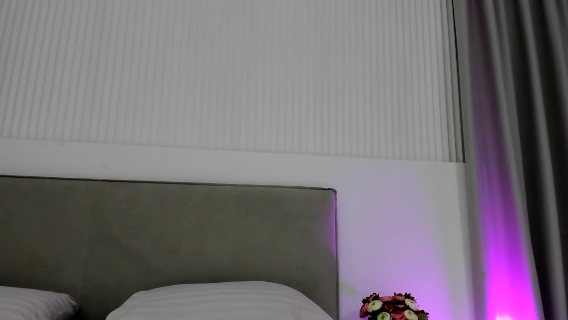 Gallery image thumbnail from Juicyylips's myfreecams stream on, 05/04/2024, 19:17 image 7 of 20