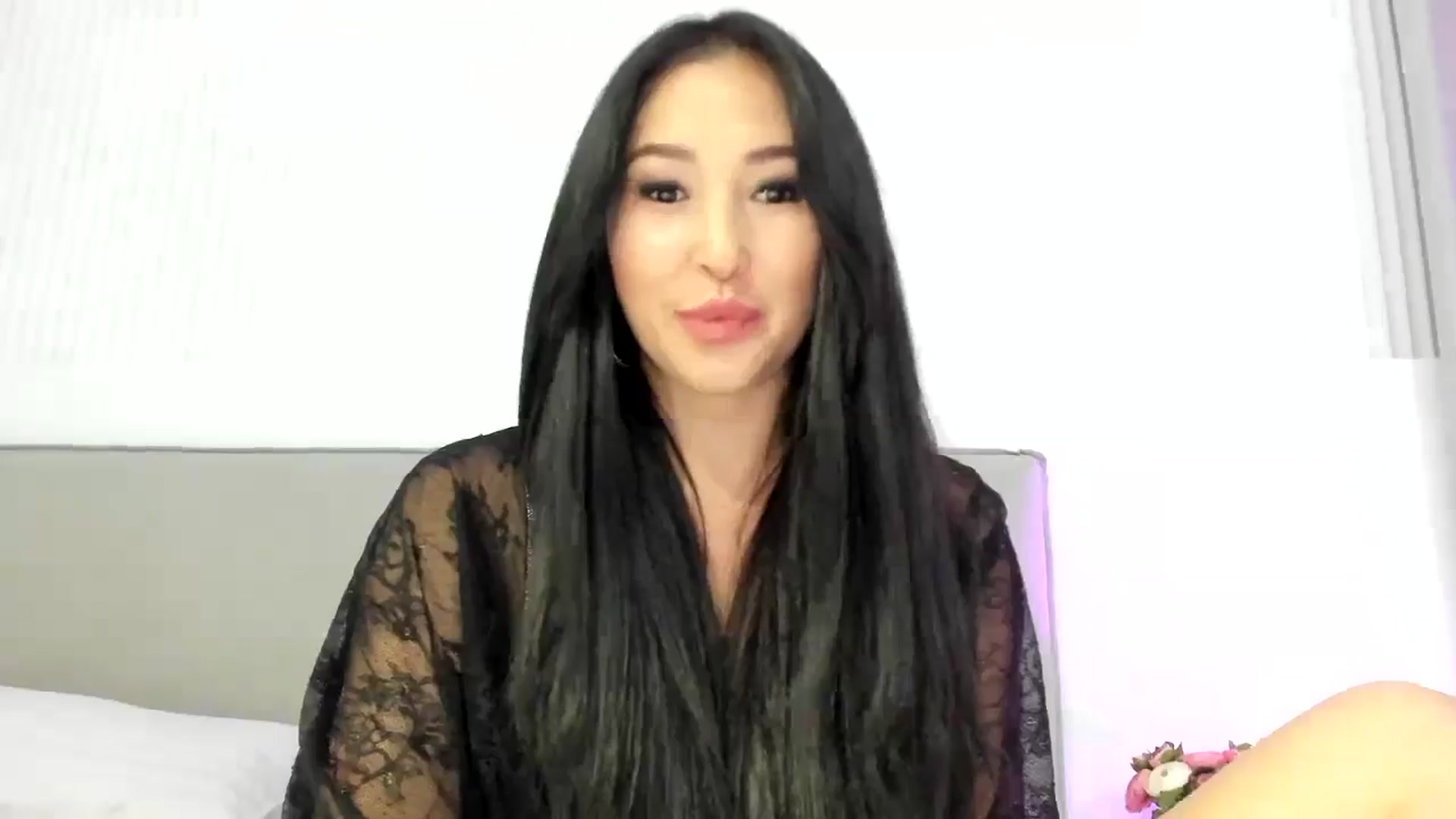 Gallery image thumbnail from Juicyylips's myfreecams stream on, 05/04/2024, 20:26 image 4 of 20