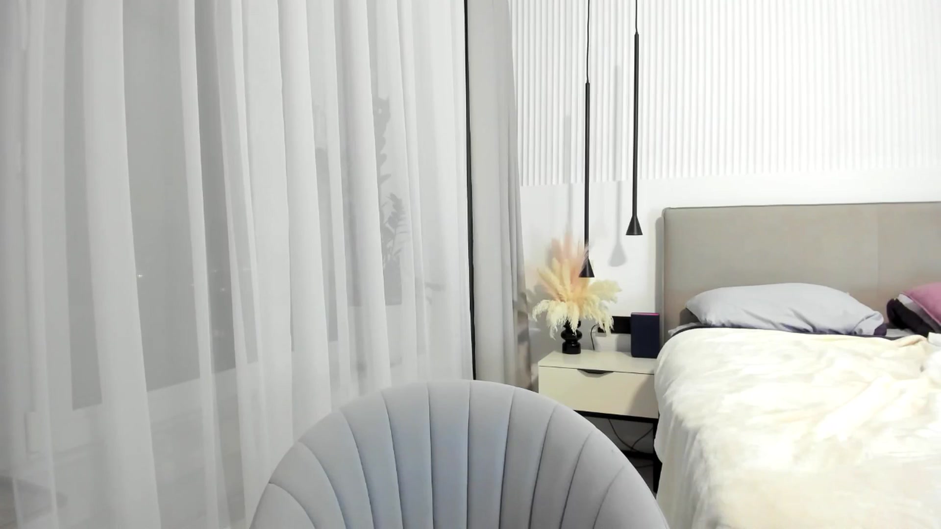 Gallery image thumbnail from Juicyylips's myfreecams stream on, 02/06/2025, 22:33 image 10 of 20