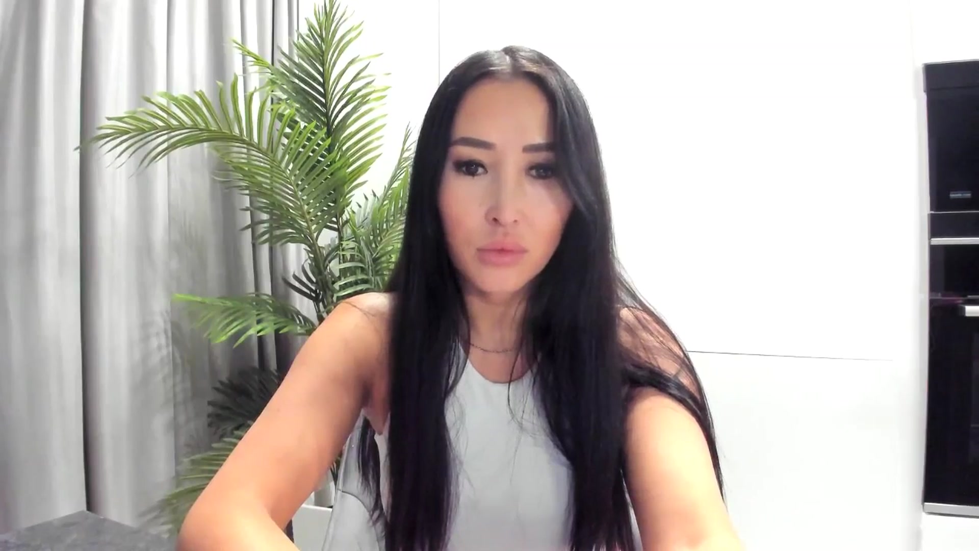 Gallery image thumbnail from Juicyylips's myfreecams stream on, 02/19/2025, 17:29 image 8 of 20