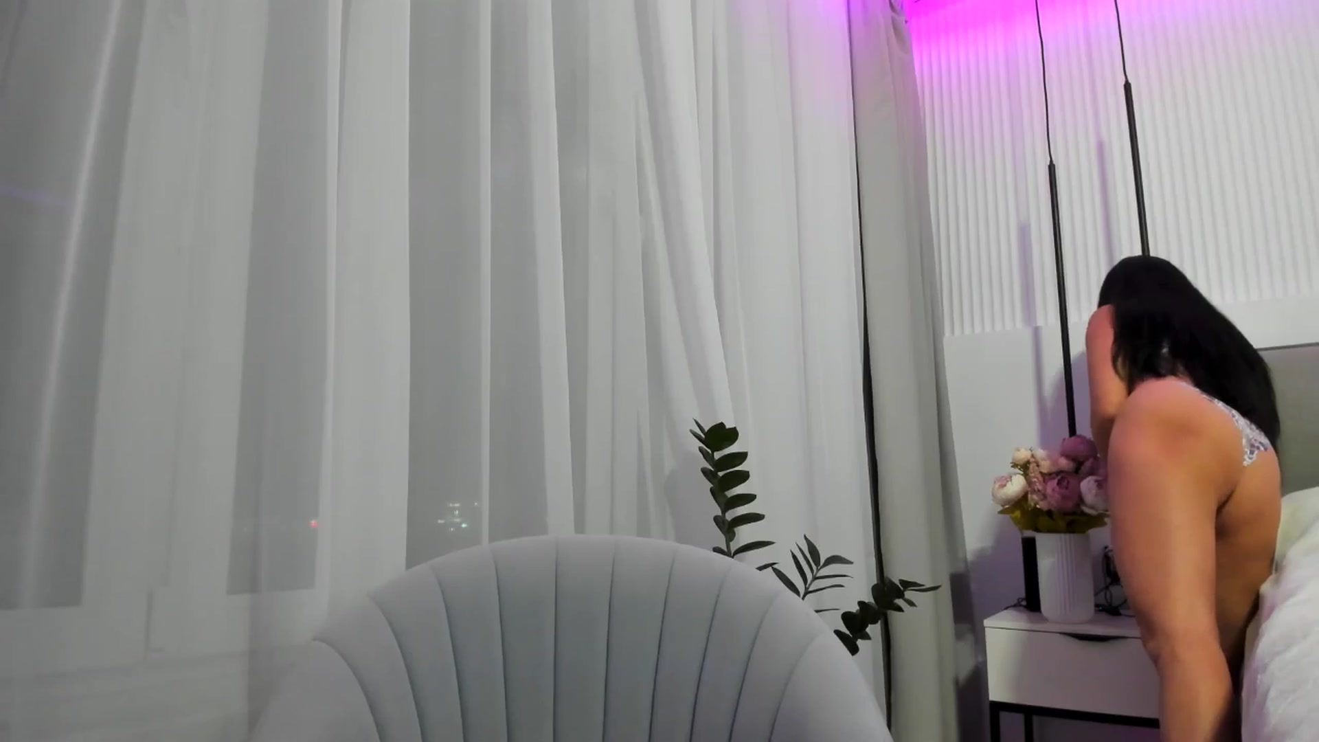 Gallery image thumbnail from Juicyylips's myfreecams stream on, 03/17/2025, 20:08 image 3 of 20
