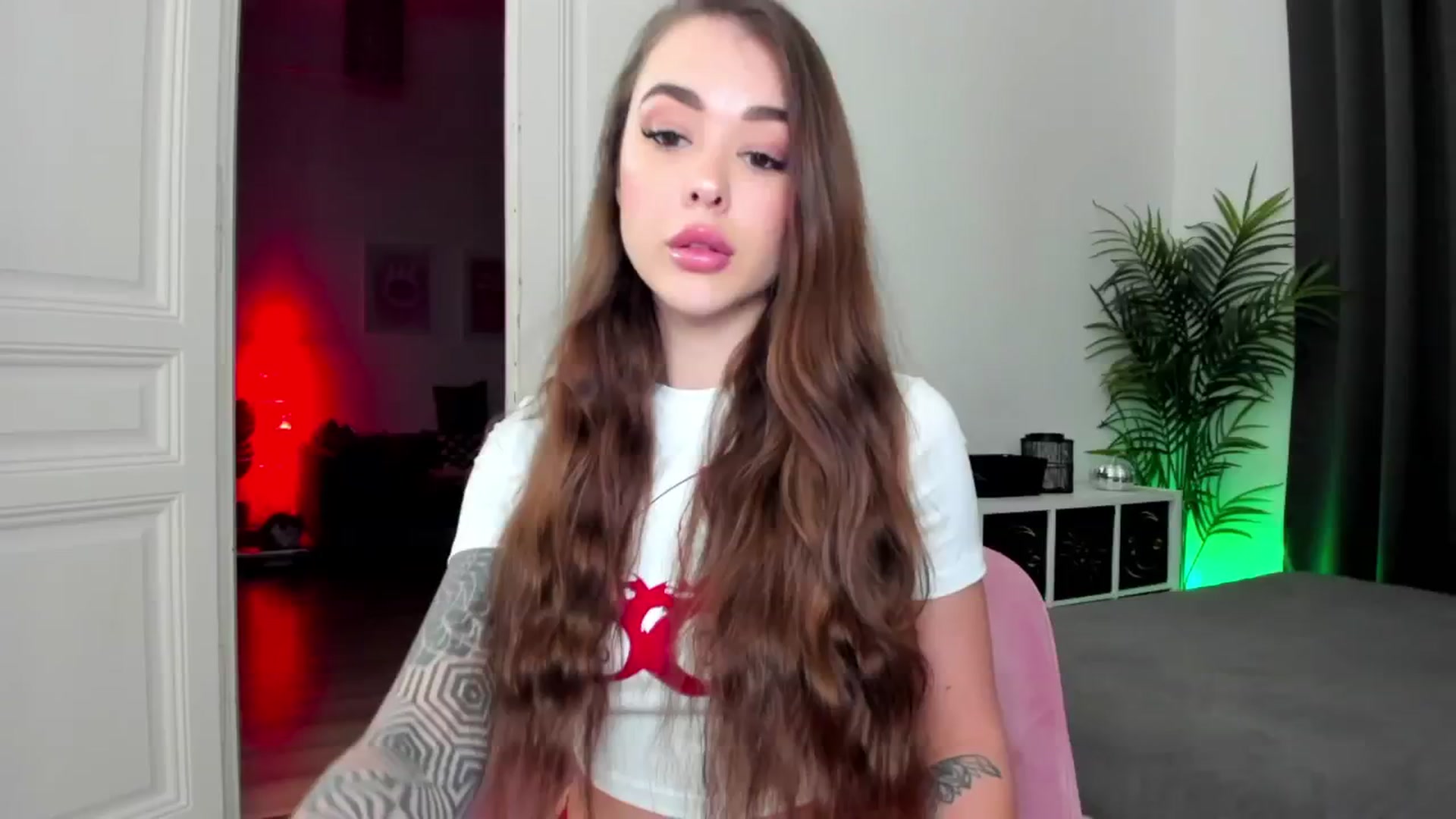 Gallery image thumbnail from Jul_la_la's myfreecams stream on, 11/23/2024, 19:32 image 4 of 20