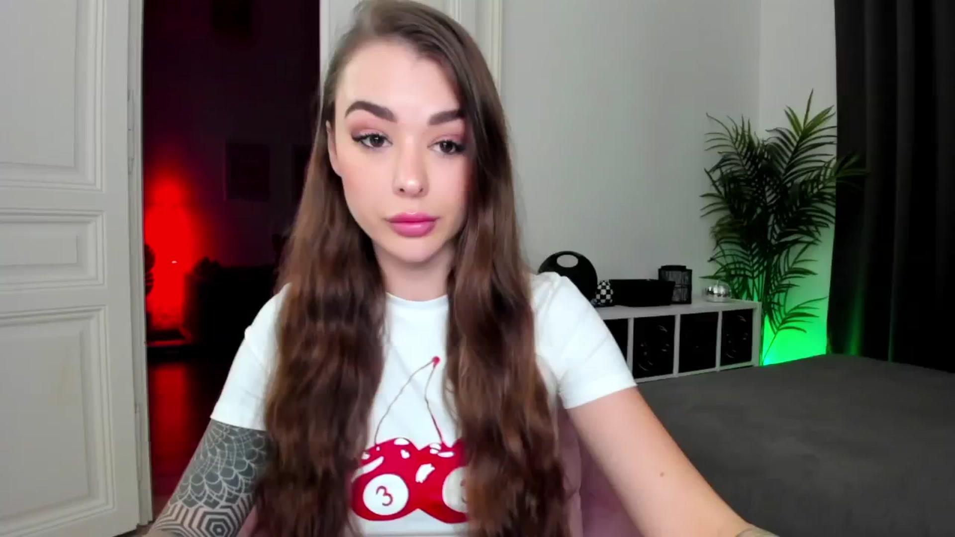 Gallery image thumbnail from Jul_la_la's myfreecams stream on, 11/23/2024, 21:14 image 15 of 20