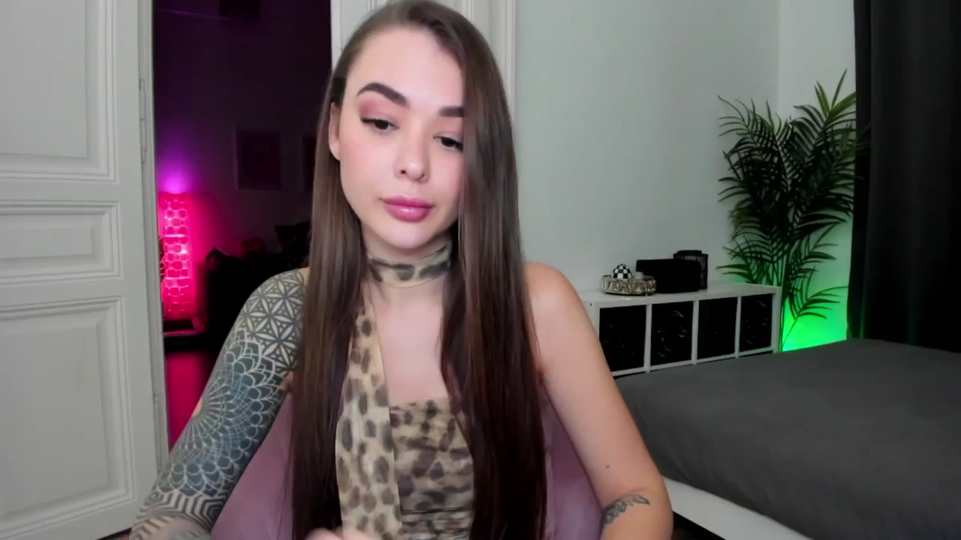Gallery image thumbnail from Jul_la_la's myfreecams stream on, 12/04/2024, 19:10 image 18 of 20