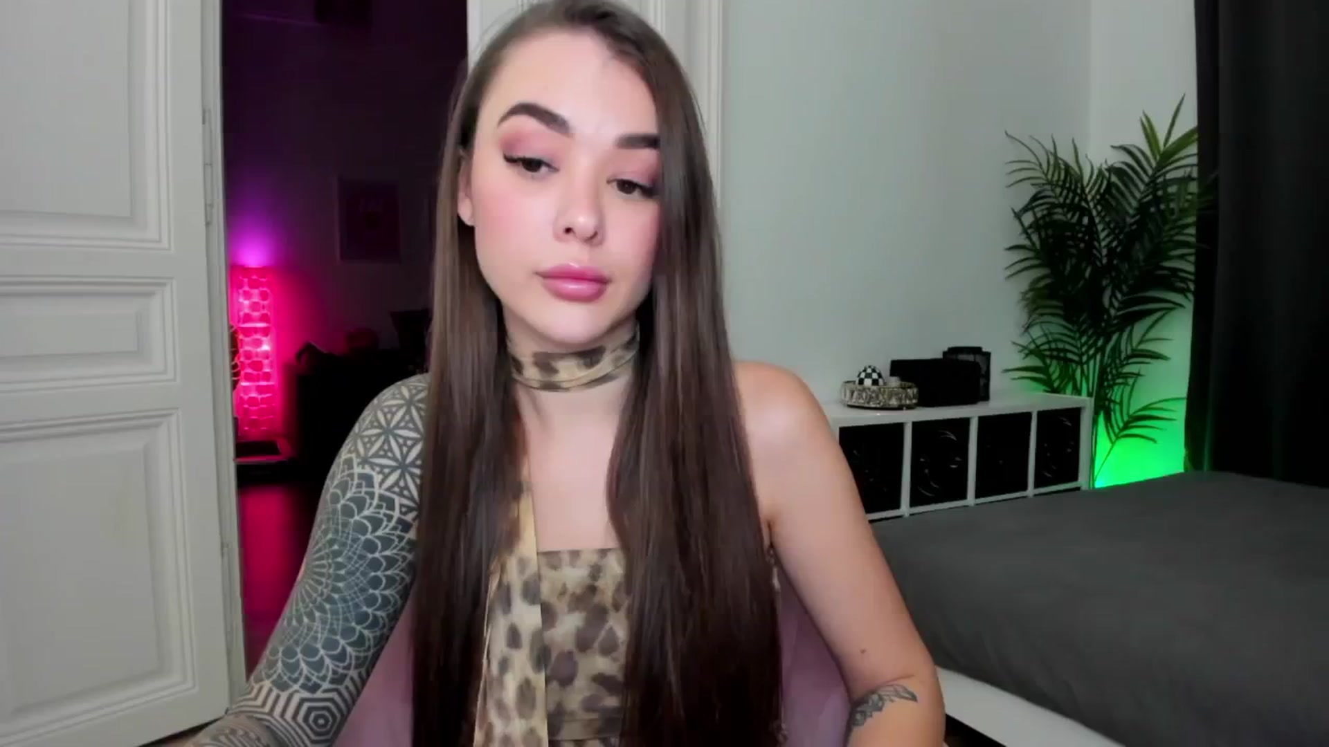 Gallery image thumbnail from Jul_la_la's myfreecams stream on, 12/04/2024, 19:10 image 1 of 20