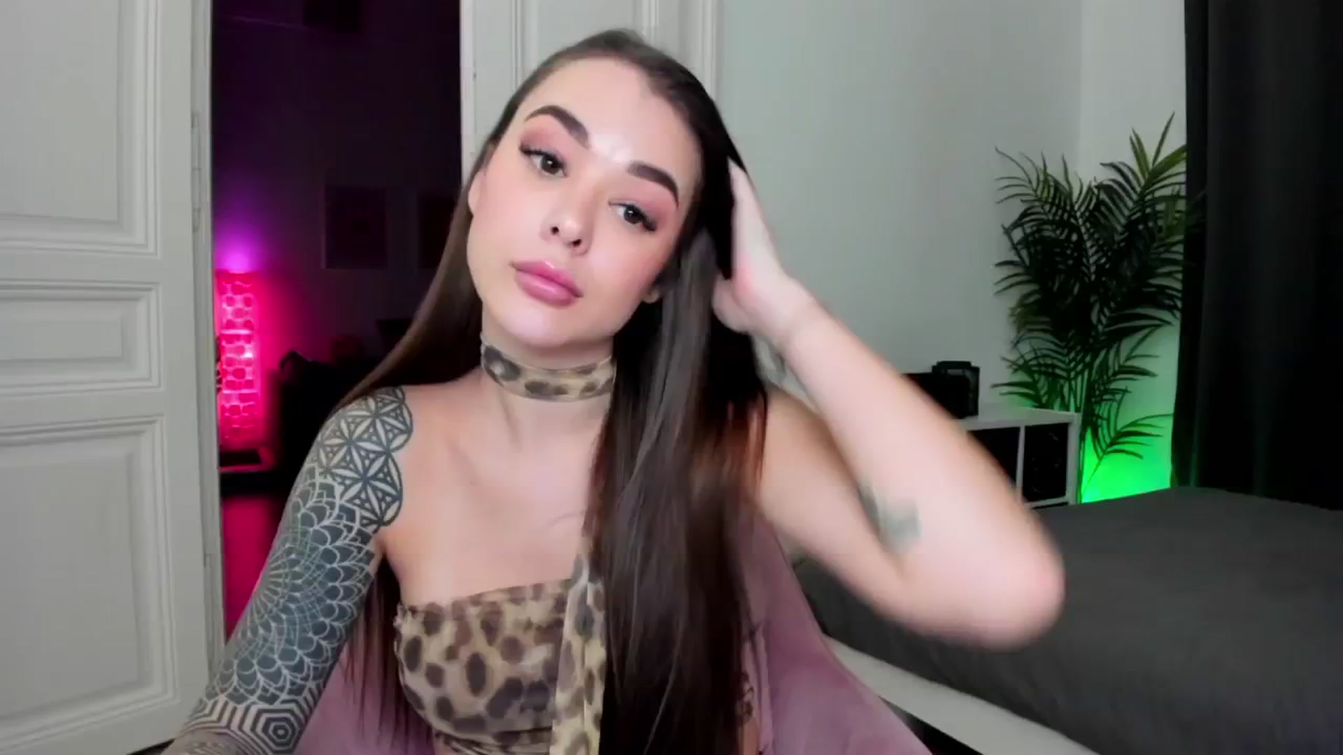 Gallery image thumbnail from Jul_la_la's myfreecams stream on, 12/04/2024, 20:24 image 9 of 20