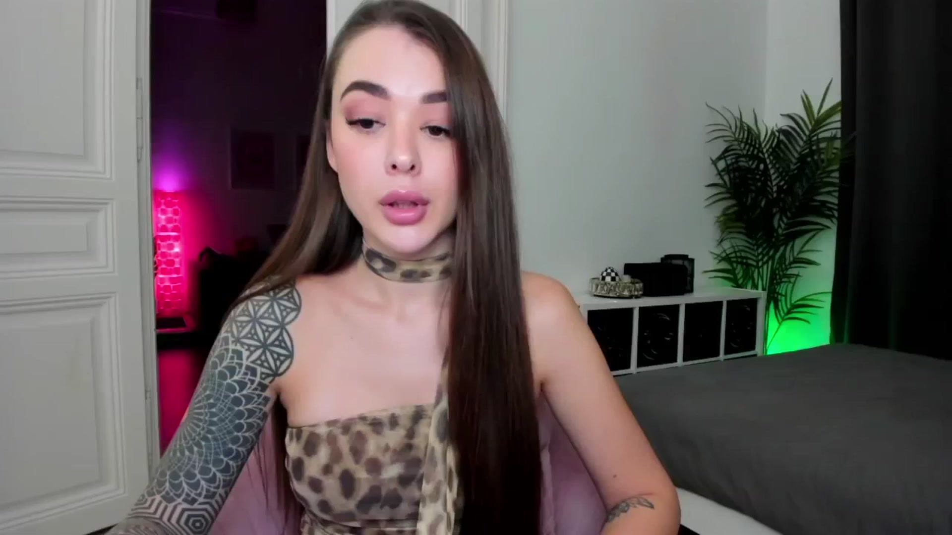 Gallery image thumbnail from Jul_la_la's myfreecams stream on, 12/04/2024, 20:24 image 15 of 20