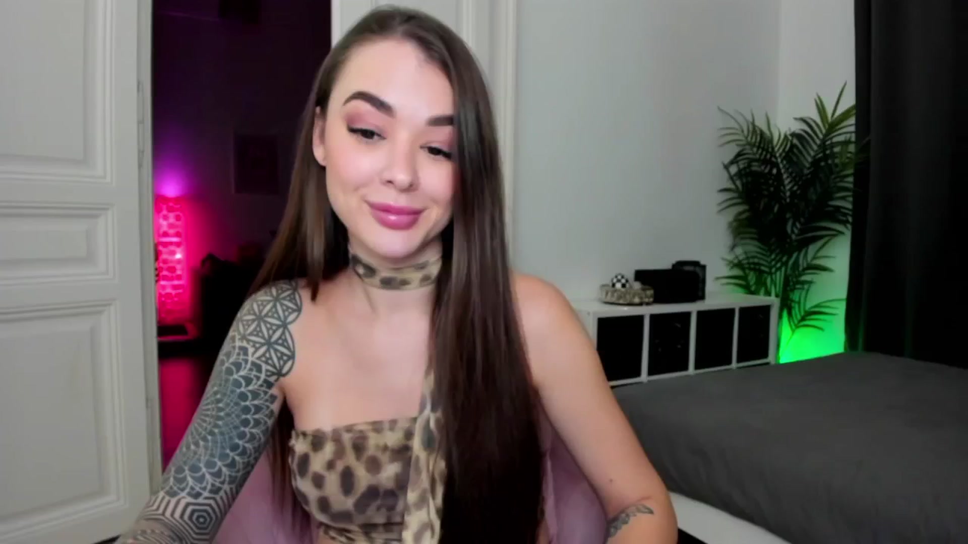 Gallery image thumbnail from Jul_la_la's myfreecams stream on, 12/04/2024, 20:24 image 2 of 20
