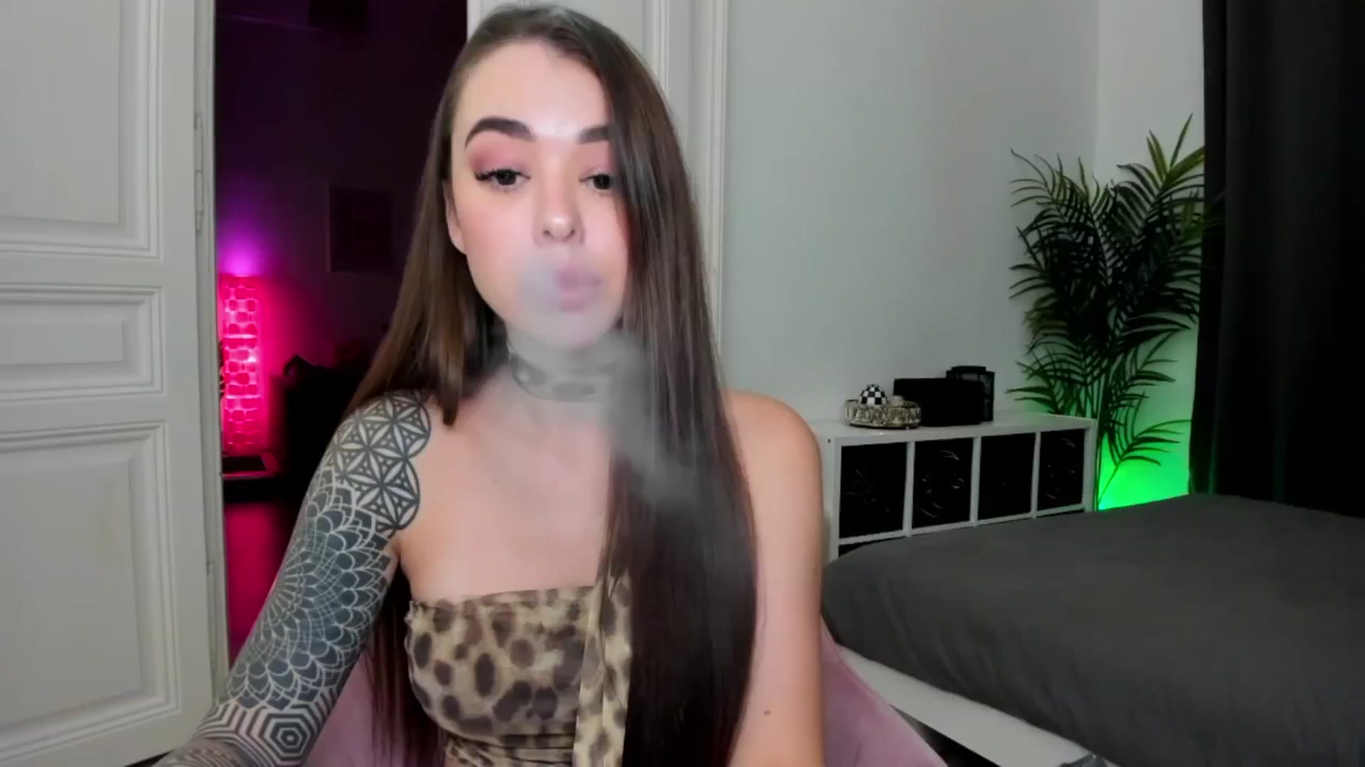 Gallery image thumbnail from Jul_la_la's myfreecams stream on, 12/04/2024, 20:24 image 1 of 20