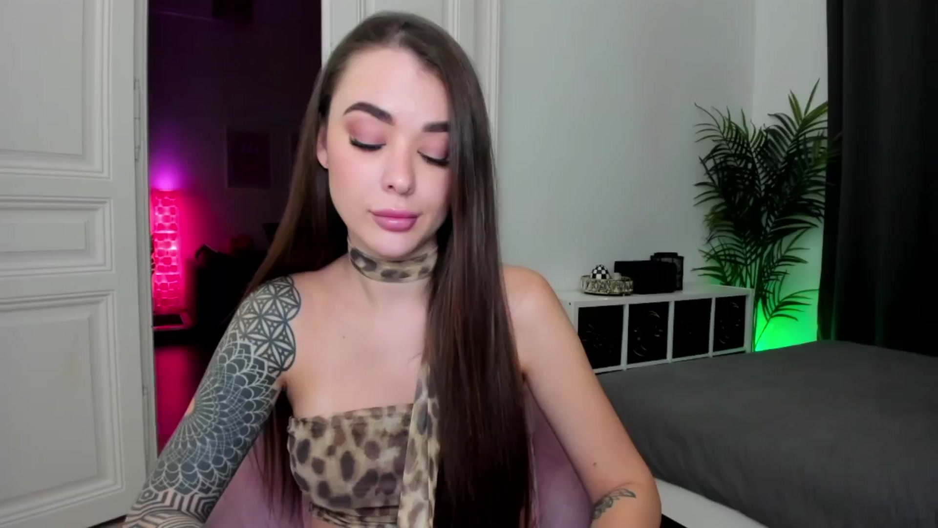 Gallery image thumbnail from Jul_la_la's myfreecams stream on, 12/04/2024, 20:24 image 7 of 20