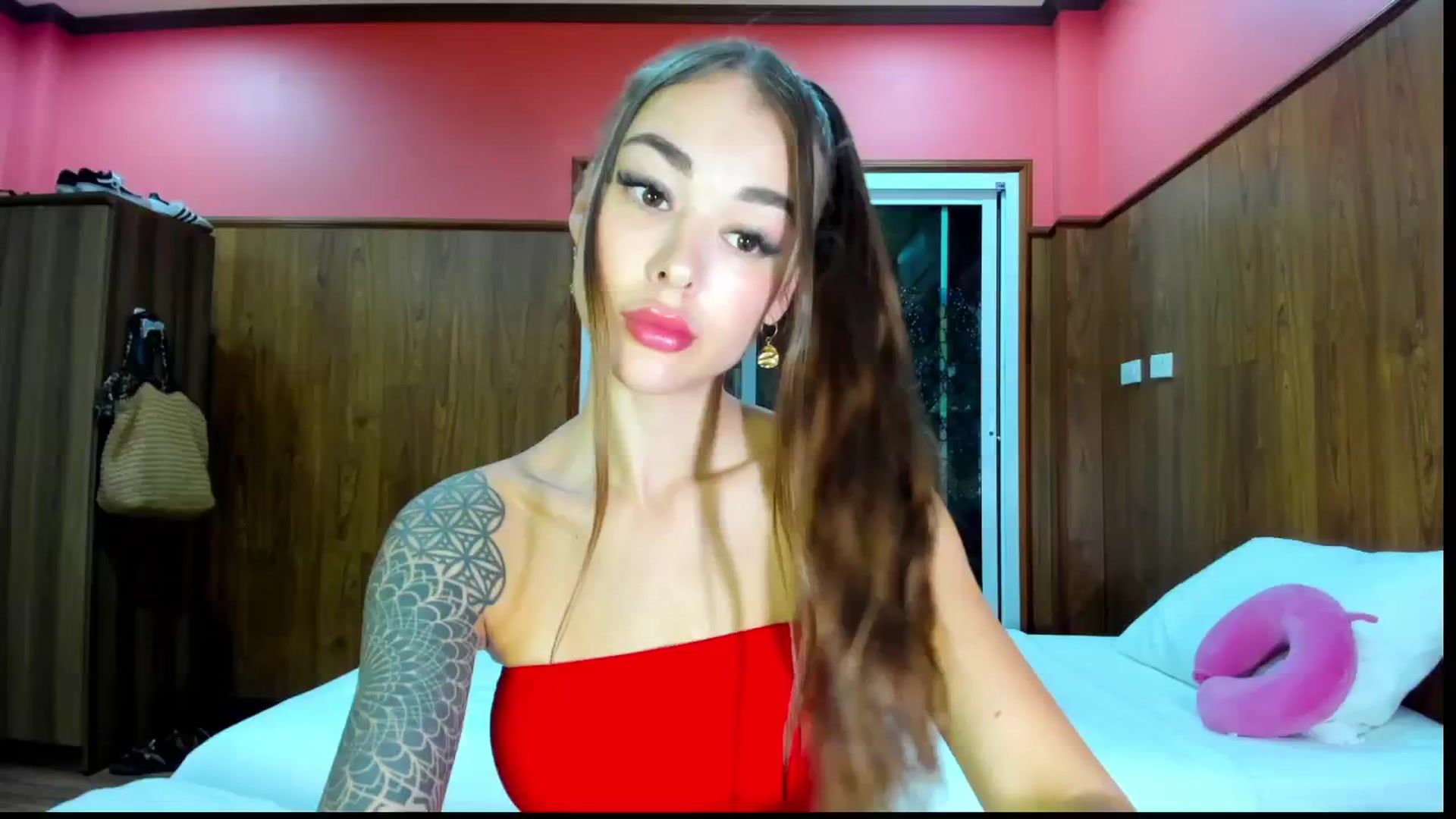Gallery image thumbnail from Jul_la_la's myfreecams stream on, 03/02/2025, 16:27 image 1 of 20