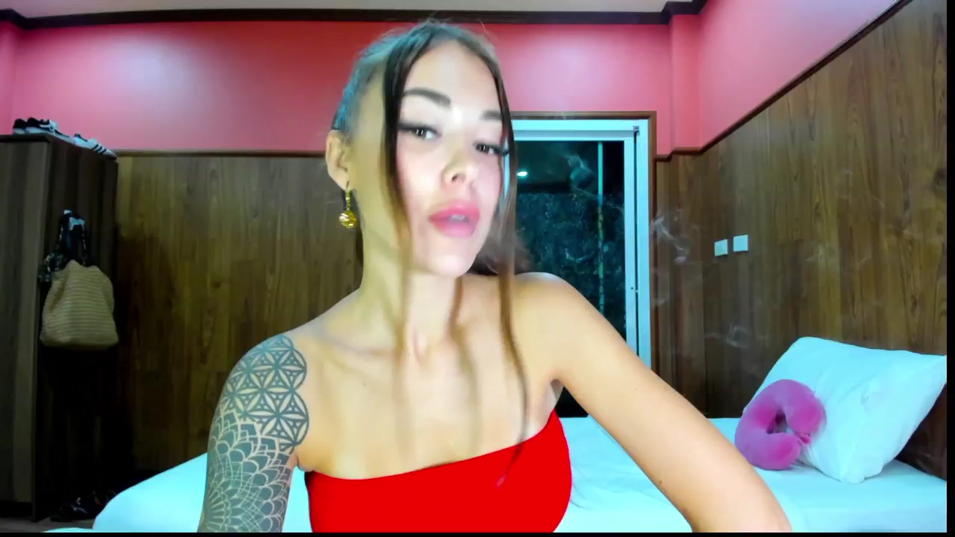 Gallery image thumbnail from Jul_la_la's myfreecams stream on, 03/02/2025, 16:27 image 17 of 20
