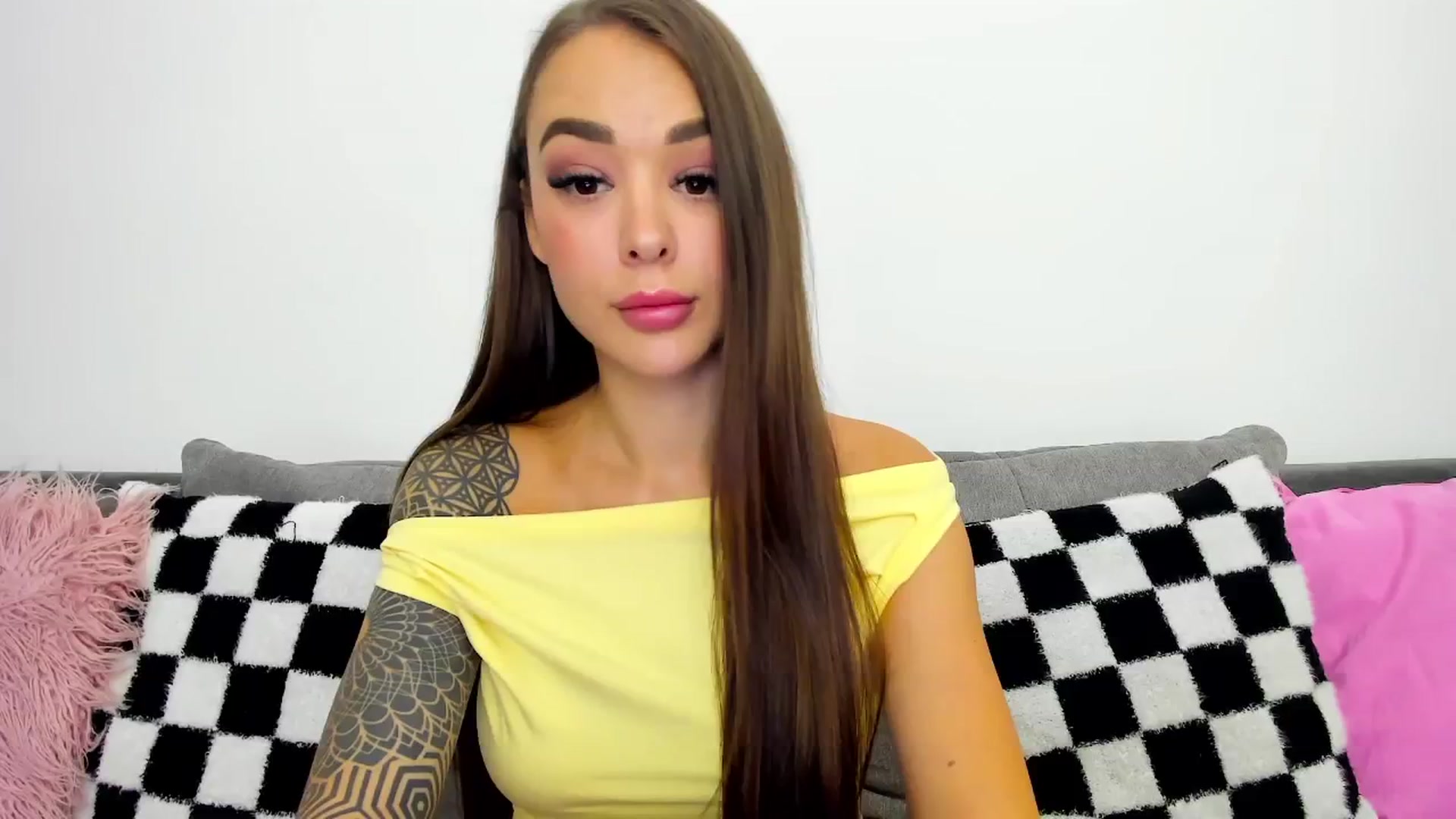 Gallery image thumbnail from Jul_la_la's myfreecams stream on, 03/28/2025, 15:28 image 9 of 20