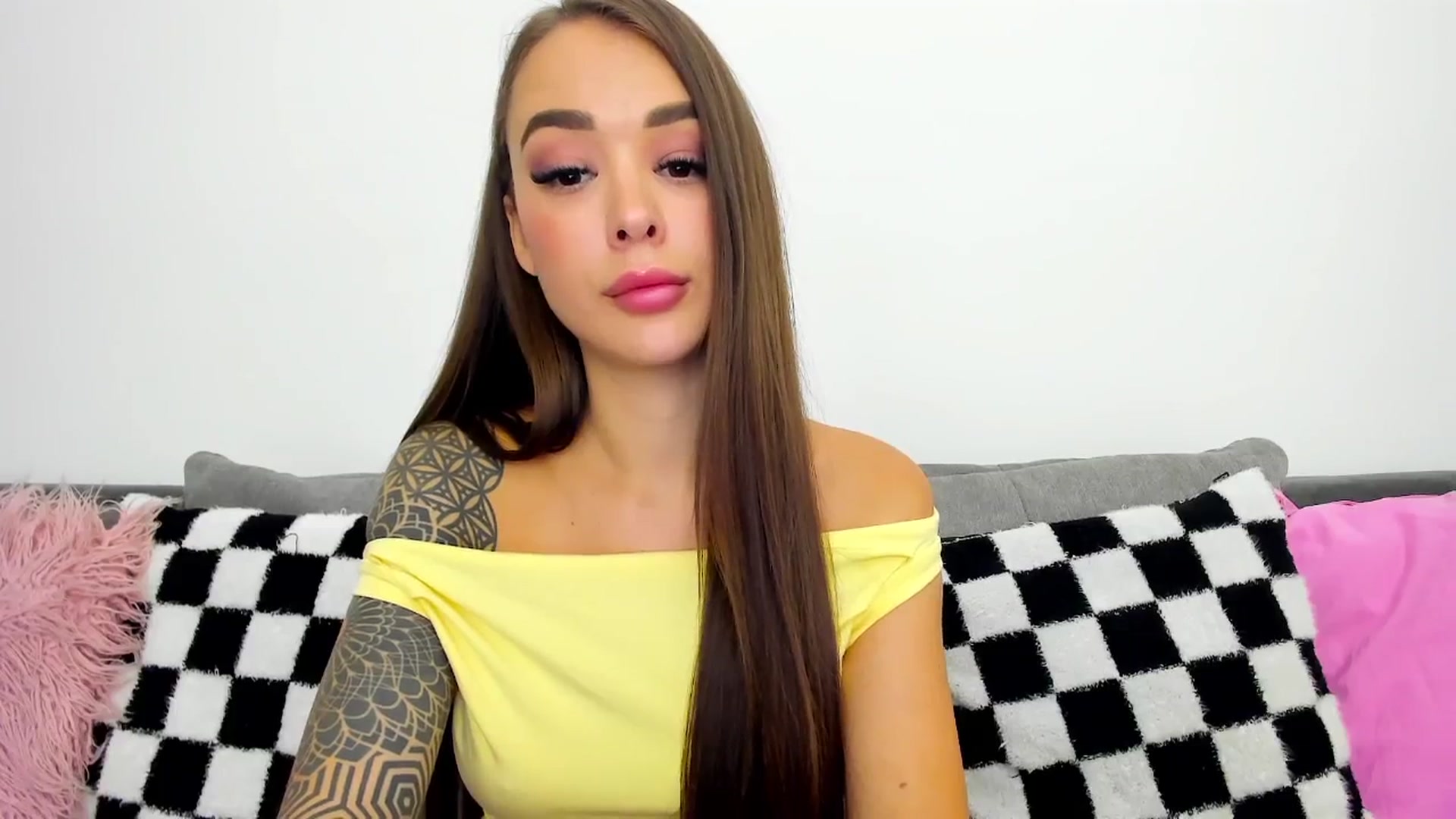 Gallery image thumbnail from Jul_la_la's myfreecams stream on, 03/28/2025, 15:28 image 10 of 20