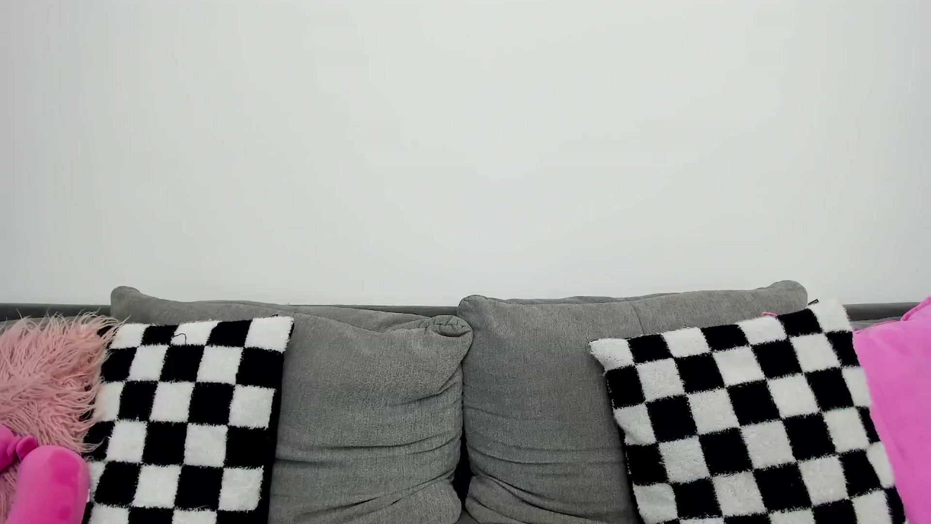 Gallery image thumbnail from Jul_la_la's myfreecams stream on, 03/28/2025, 21:11 image 12 of 20