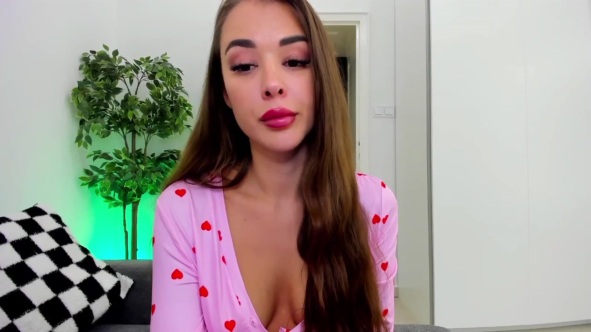 Gallery image thumbnail from Jul_la_la's myfreecams stream on, 04/12/2025, 18:49 image 5 of 20