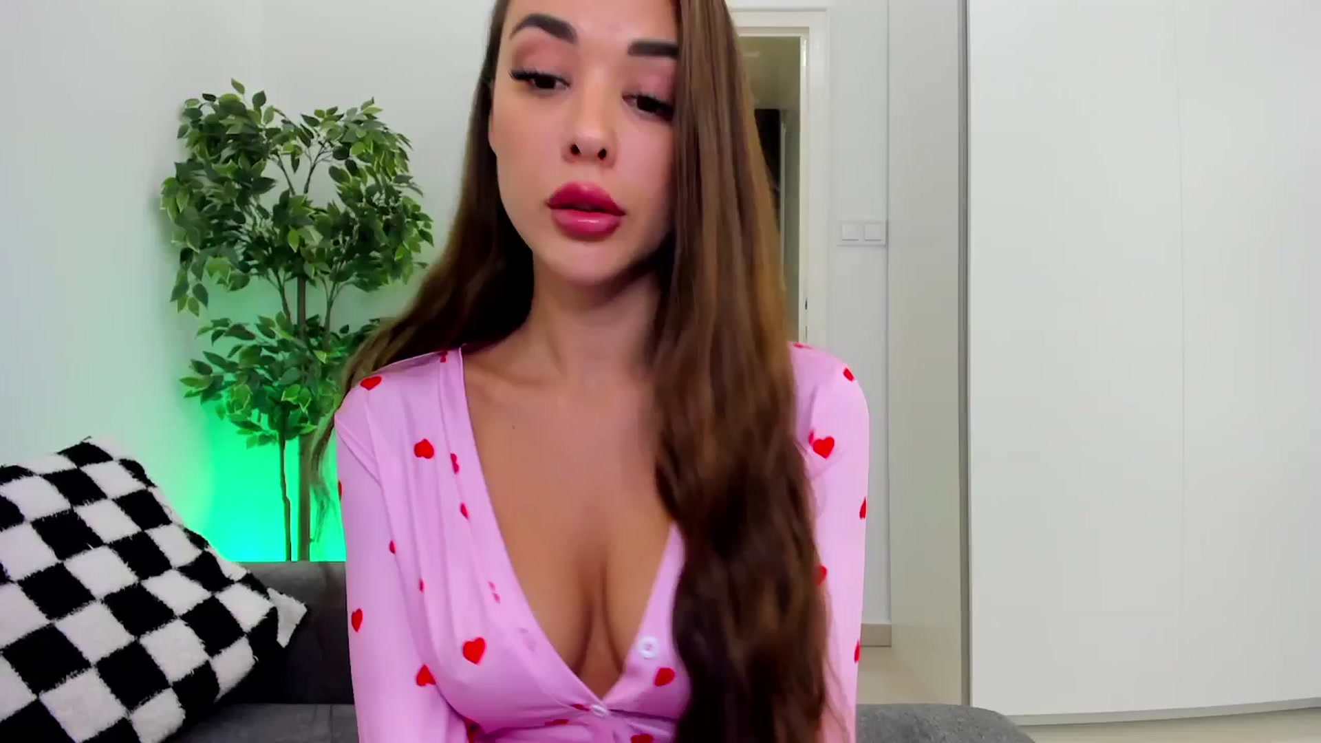Gallery image thumbnail from Jul_la_la's myfreecams stream on, 04/12/2025, 18:49 image 10 of 20