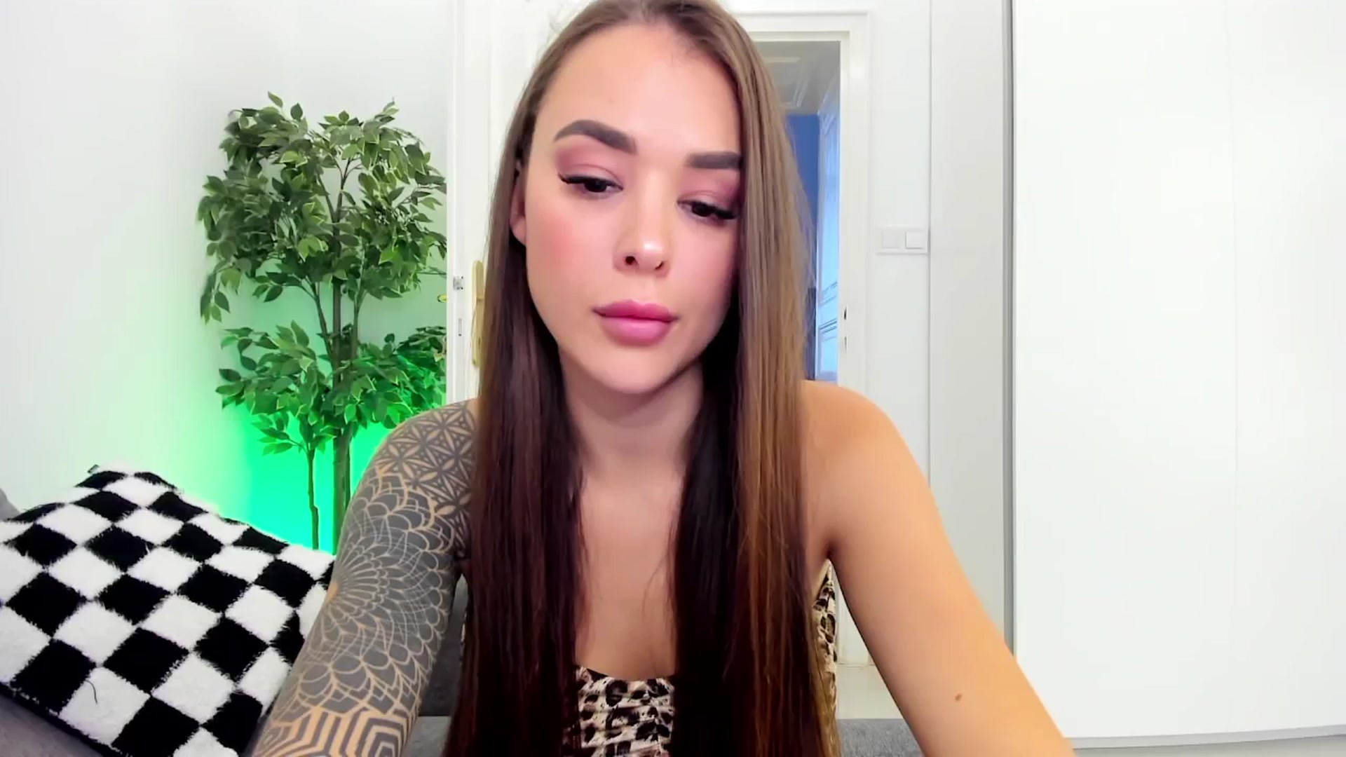 Gallery image thumbnail from Jul_la_la's myfreecams stream on, 04/26/2025, 16:50 image 13 of 20