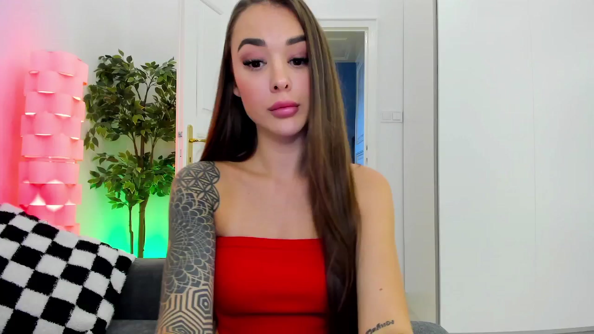 Gallery image thumbnail from Jul_la_la's myfreecams stream on, 05/13/2025, 18:39 image 10 of 20