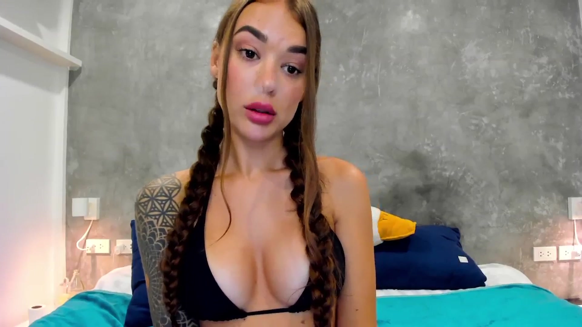 Gallery image thumbnail from Jul_la_la's myfreecams stream on, 07/28/2025, 06:33 image 19 of 20