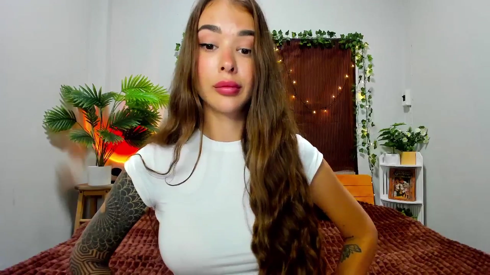 Gallery image thumbnail from Jul_la_la's myfreecams stream on, 08/05/2025, 05:34 image 16 of 20