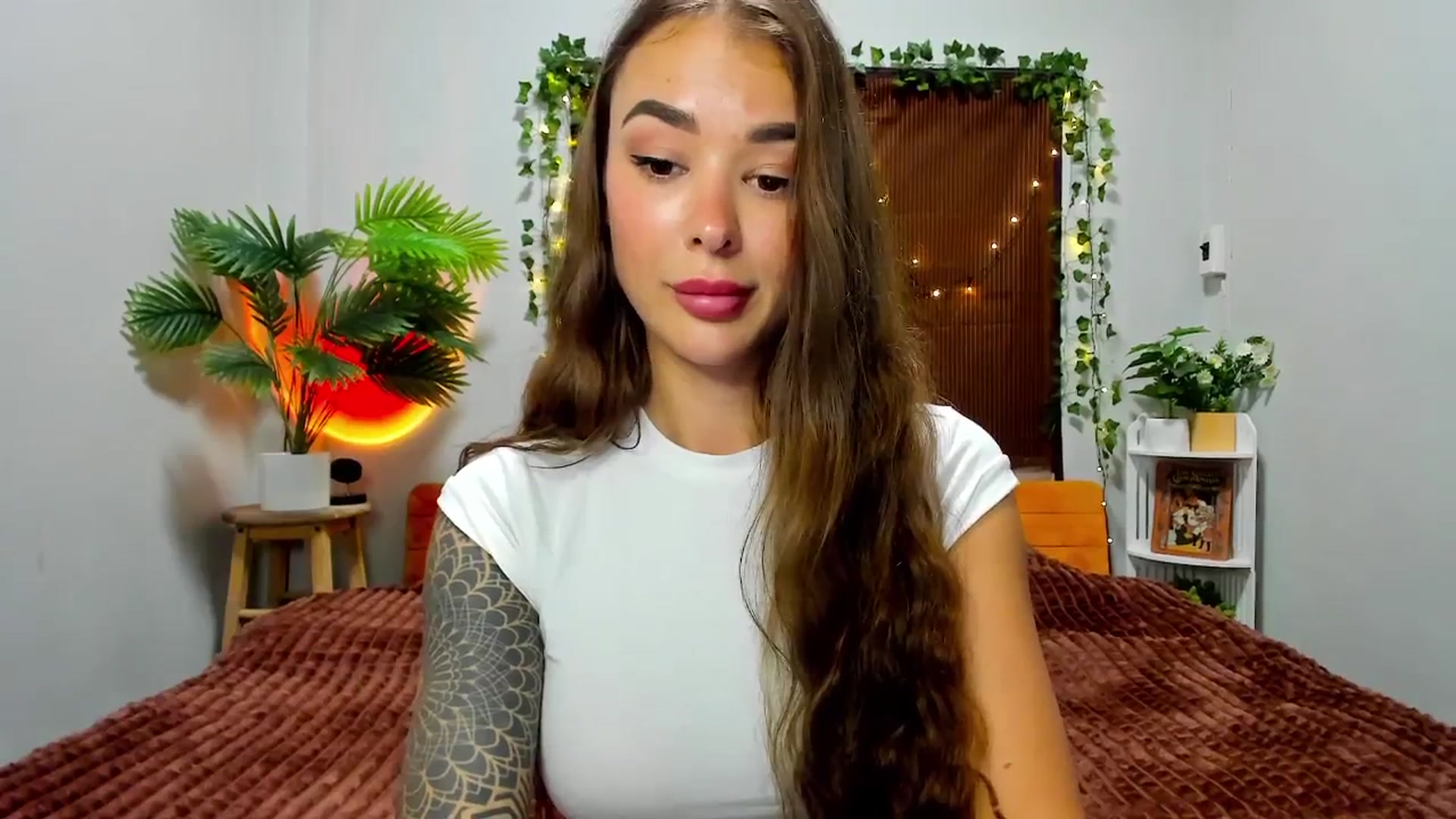 Gallery image thumbnail from Jul_la_la's myfreecams stream on, 08/05/2025, 08:12 image 6 of 20