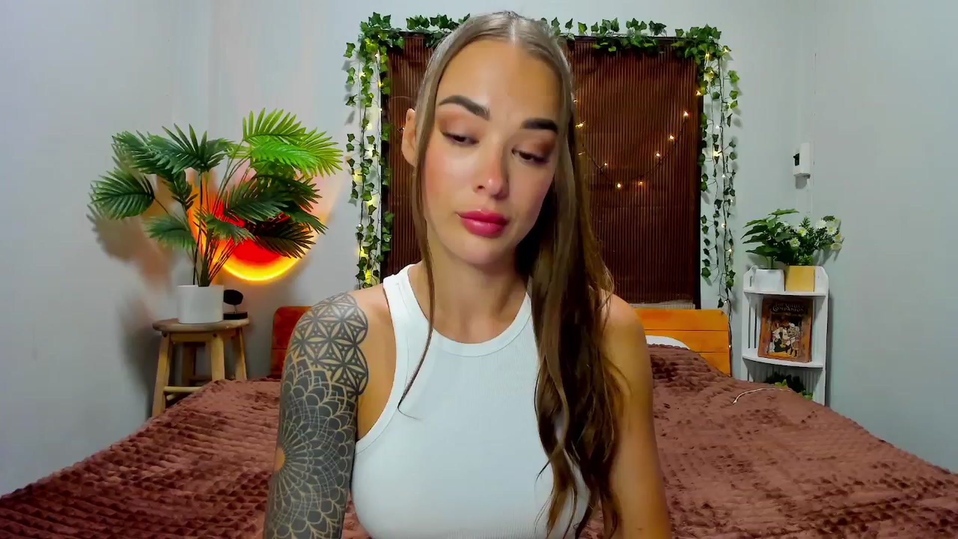 Gallery image thumbnail from Jul_la_la's myfreecams stream on, 08/10/2025, 15:08 image 16 of 20