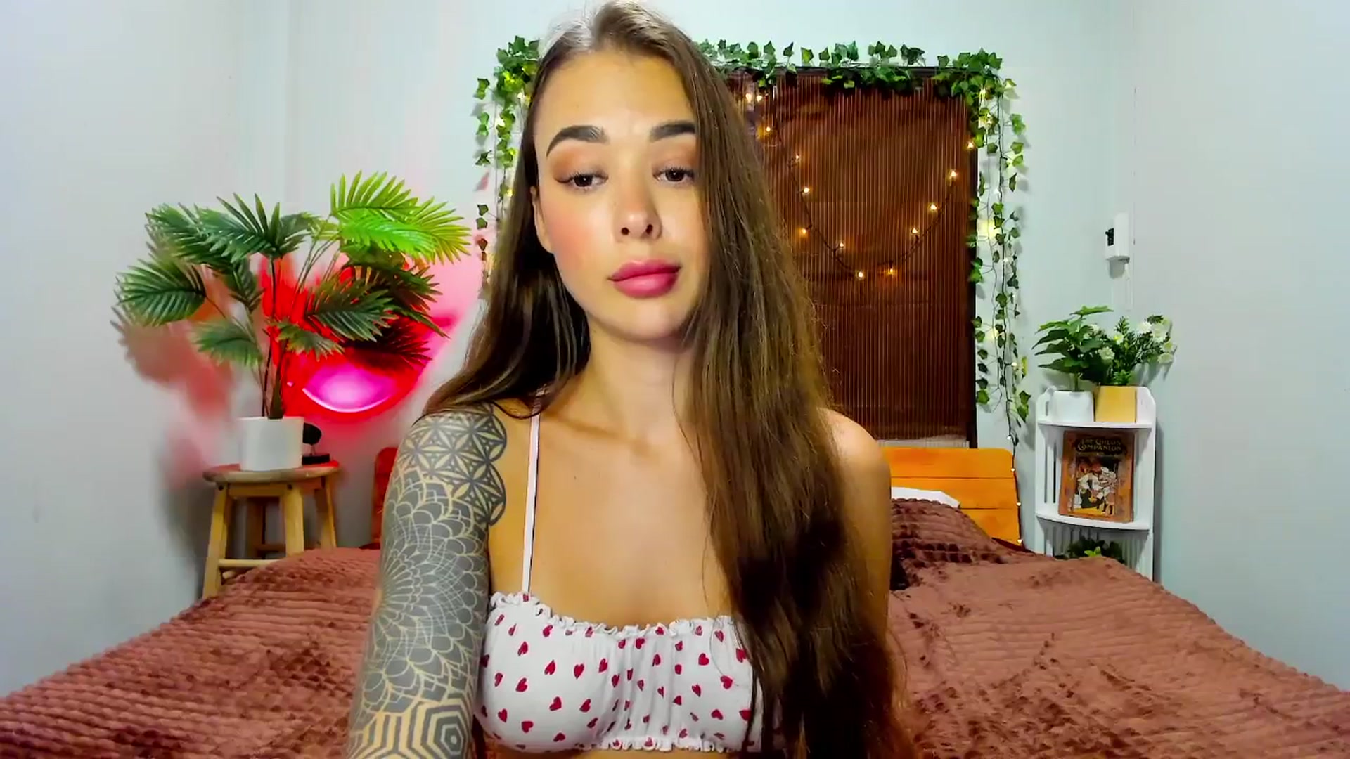Gallery image thumbnail from Jul_la_la's myfreecams stream on, 08/14/2025, 06:56 image 12 of 20