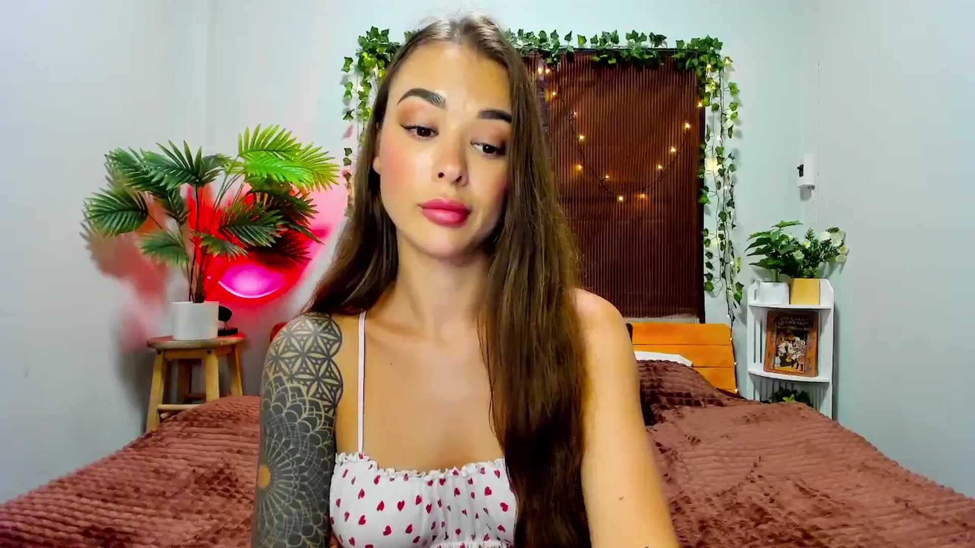 Gallery image thumbnail from Jul_la_la's myfreecams stream on, 08/14/2025, 06:56 image 13 of 20