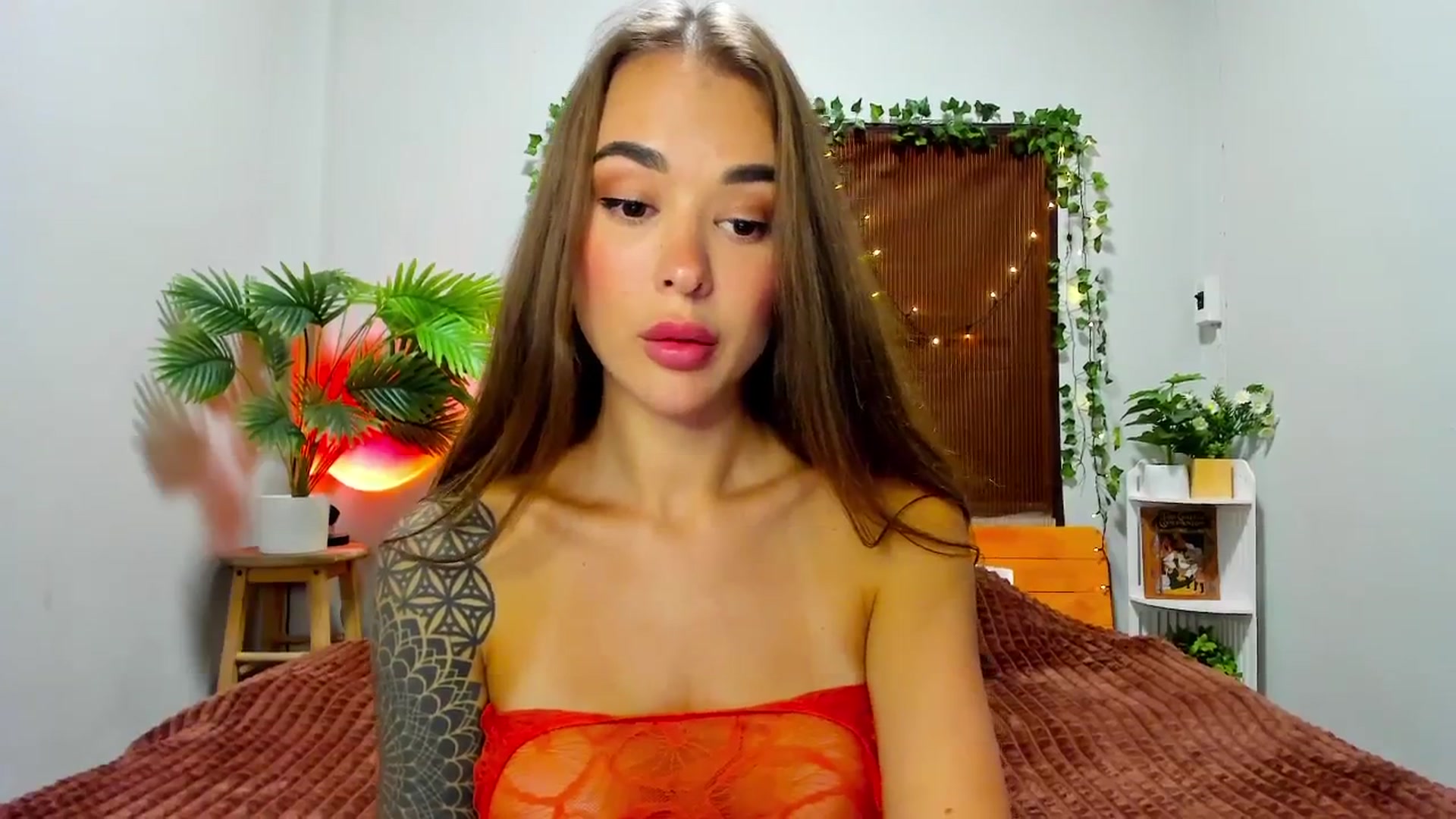 Gallery image thumbnail from Jul_la_la's myfreecams stream on, 09/14/2025, 12:00 image 9 of 20